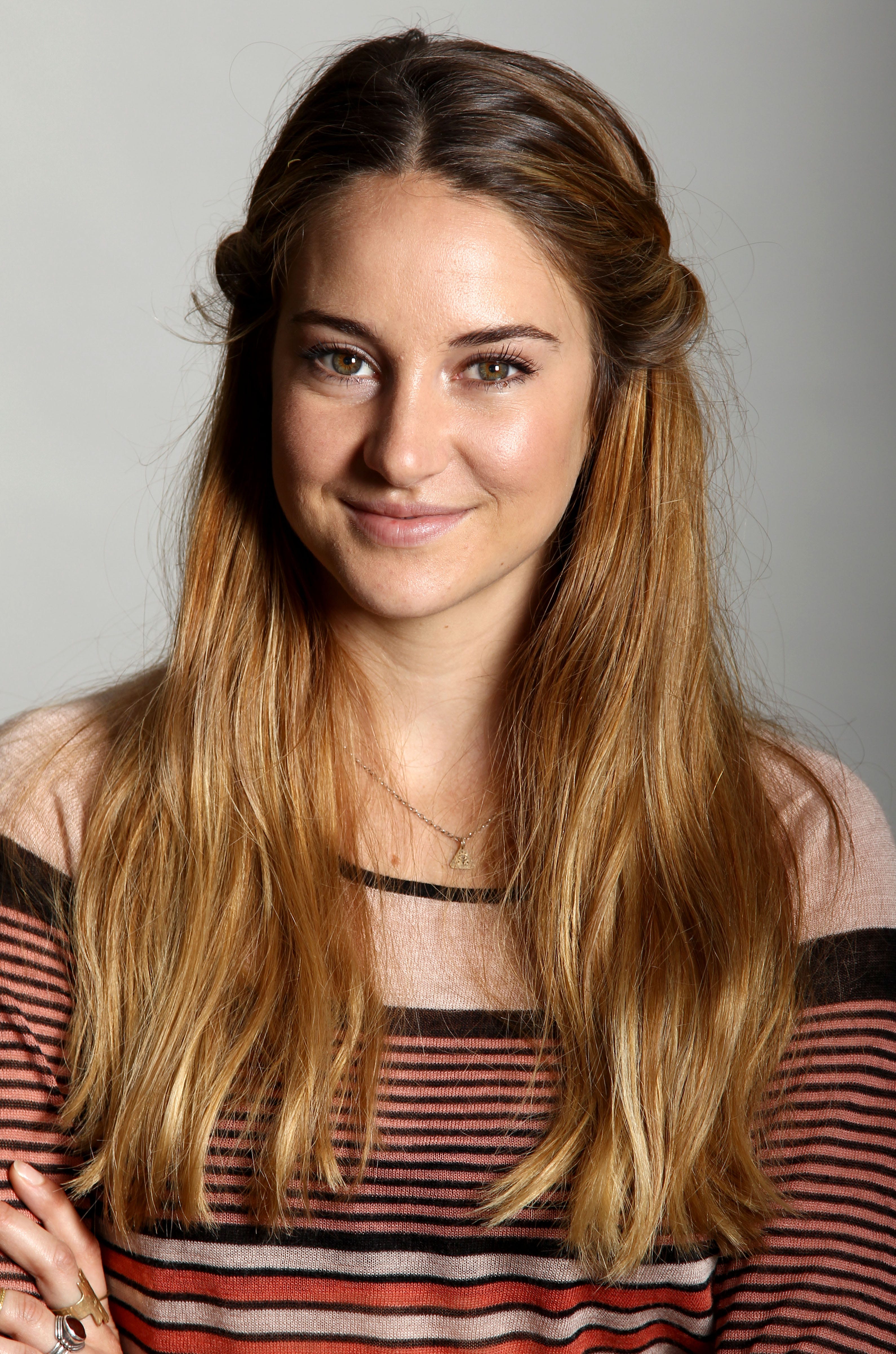 Shailene Woodley to donate hair for Fault in Our Stars