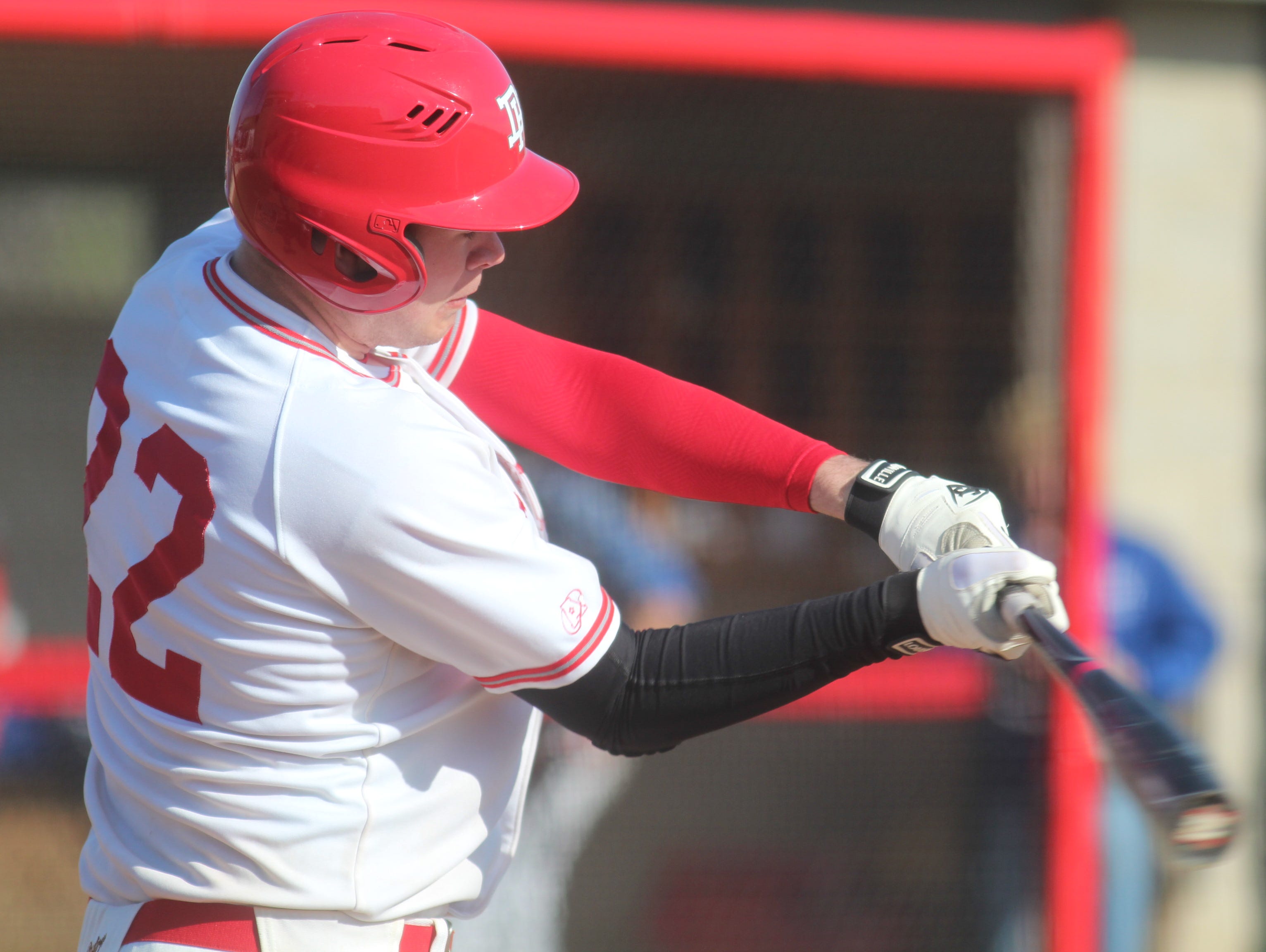 Dixie Heights’ Nick Niehaus went 3-for-4 in an 11-2 win over St. Henry for the 34th District title Tuesday.