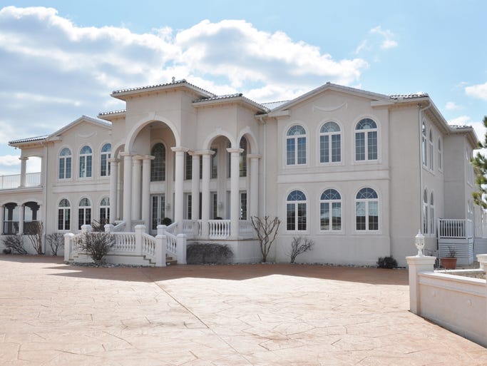 The 4 13 Million Mansion Demolished By Alan Levin And His