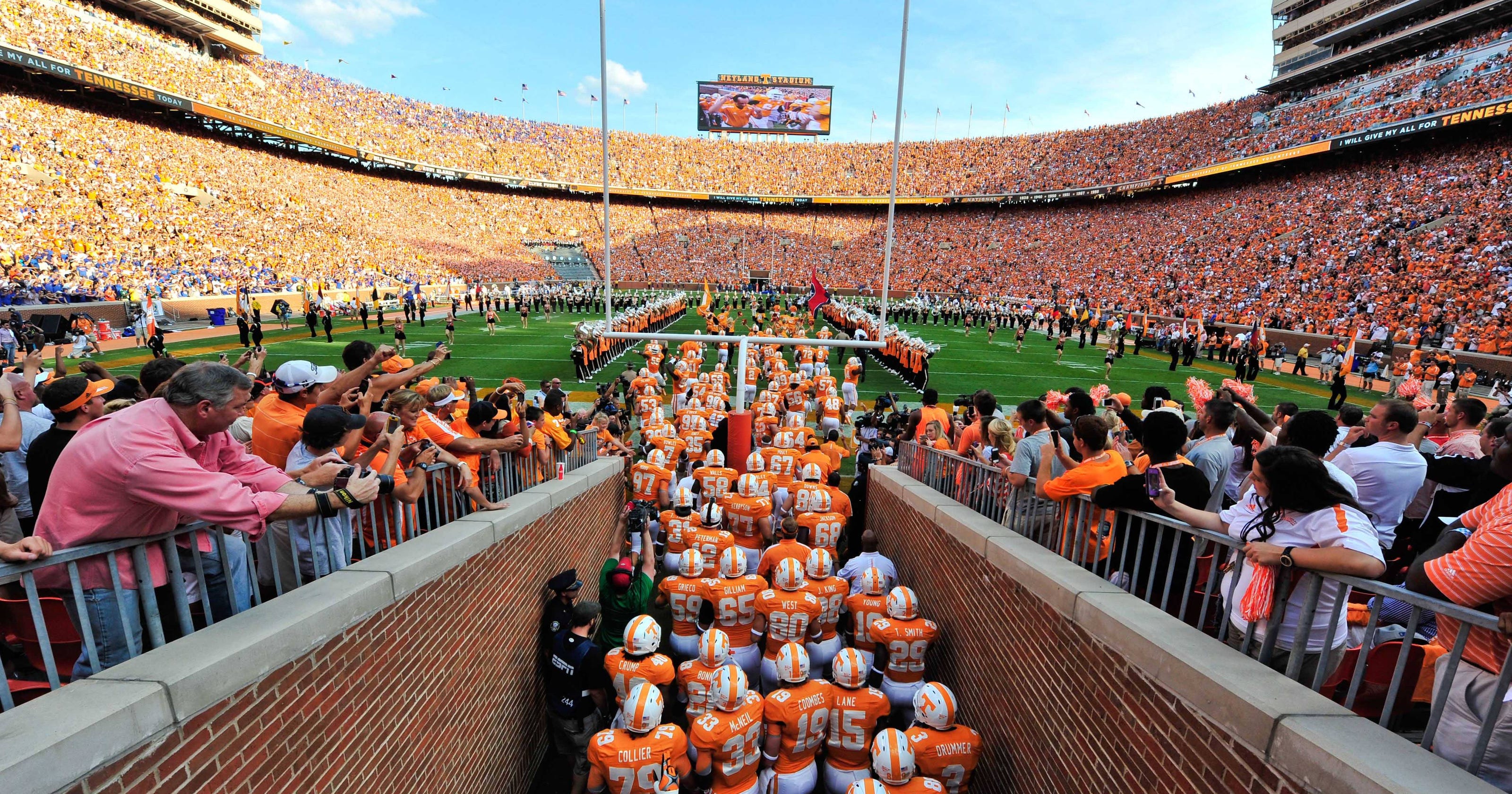 Tennessee: Stadium prayer doesn&#039;t violate Constitution