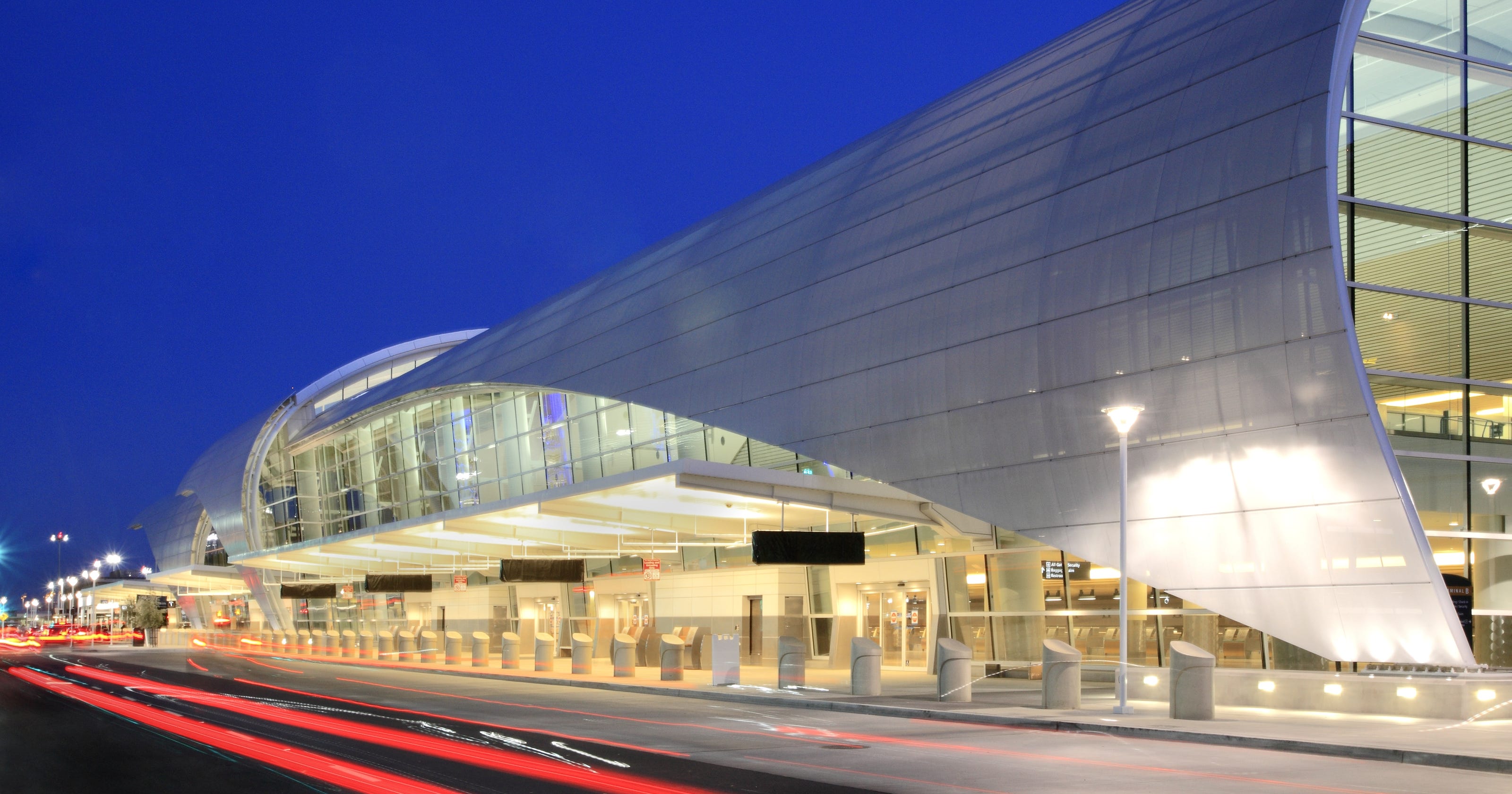 San Jose International Airport Guide