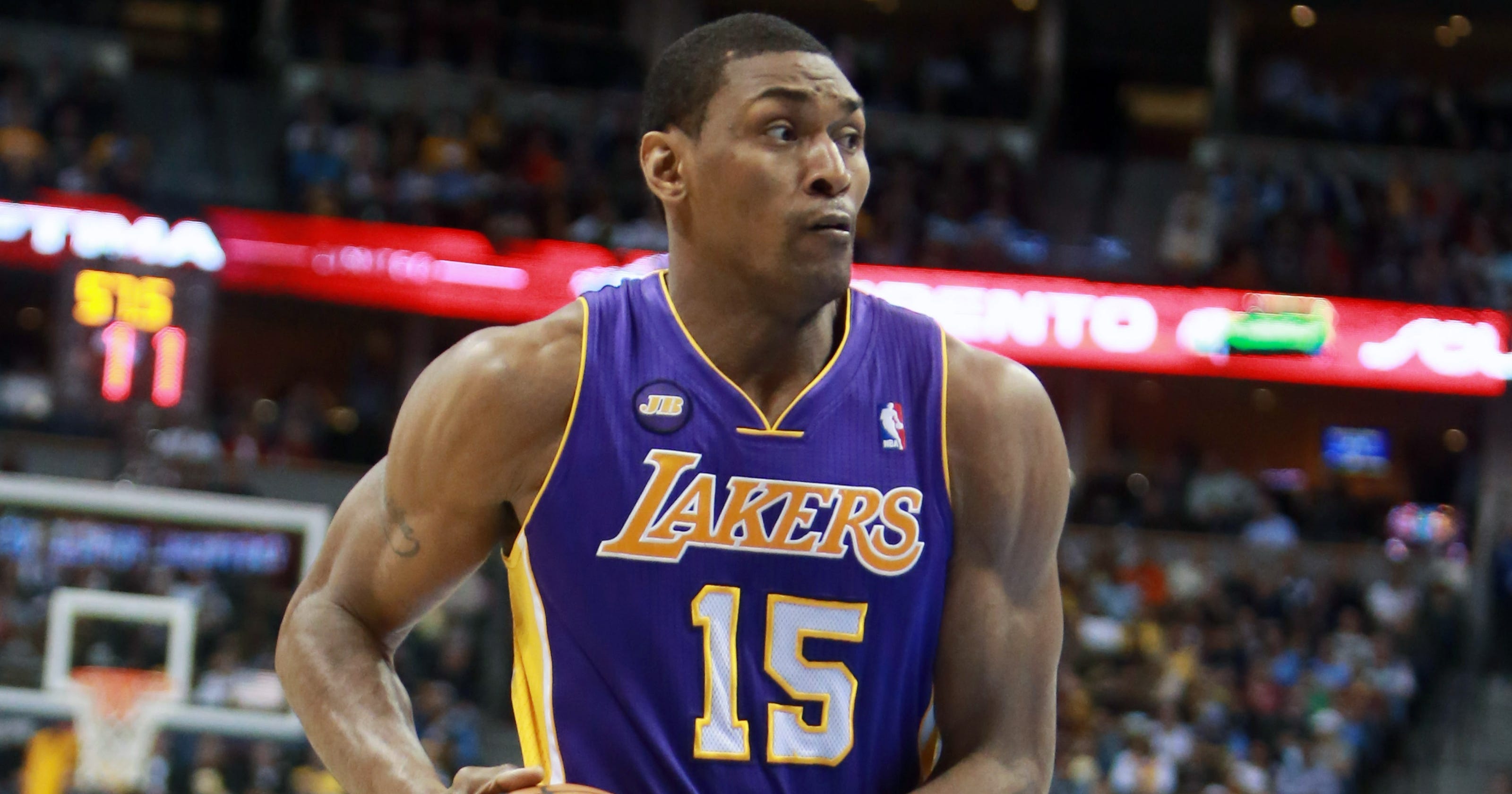 Metta World Peace defends play as aggressive, not dirty