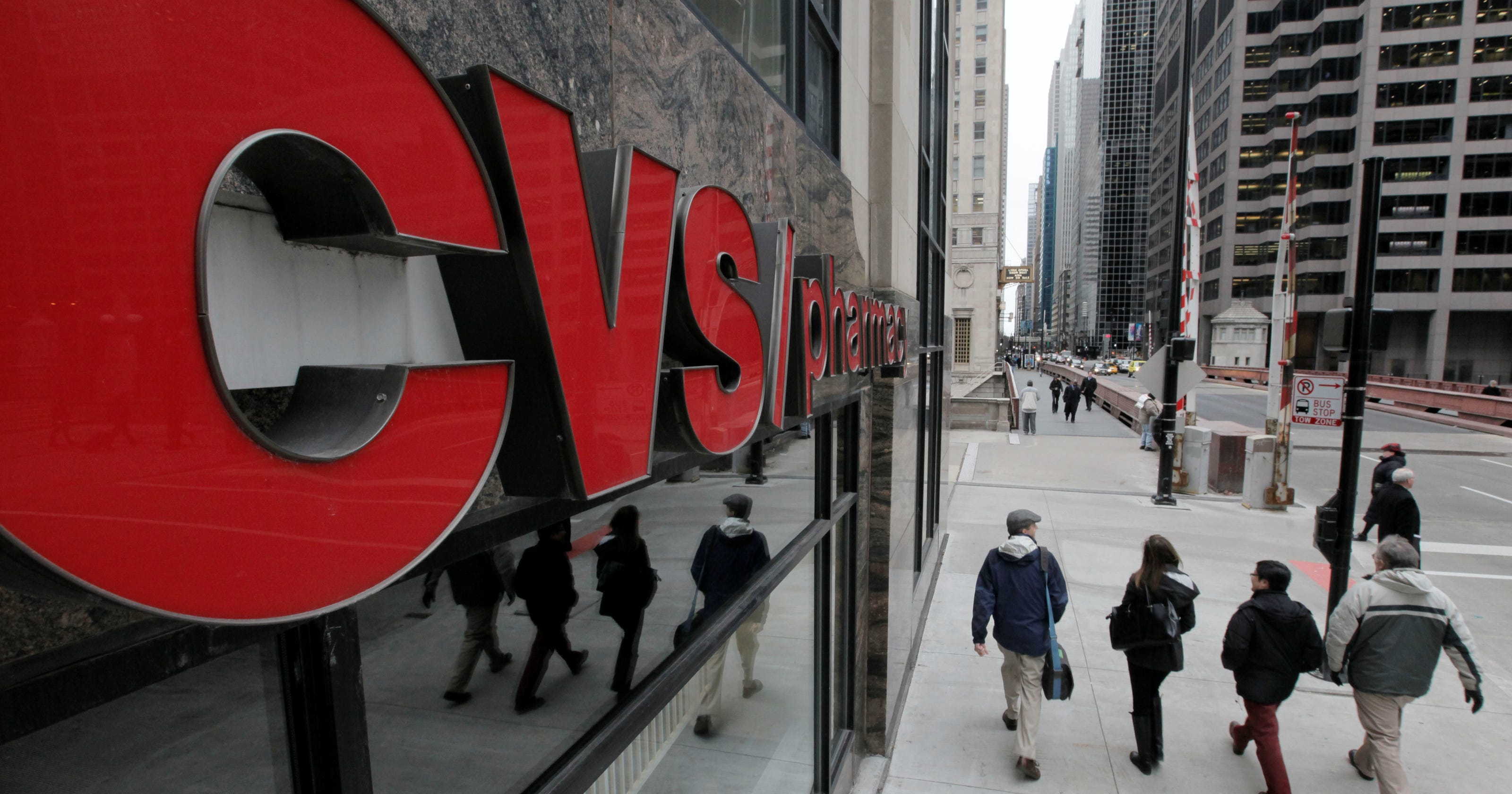 cvs caremark to stop selling tobacco products