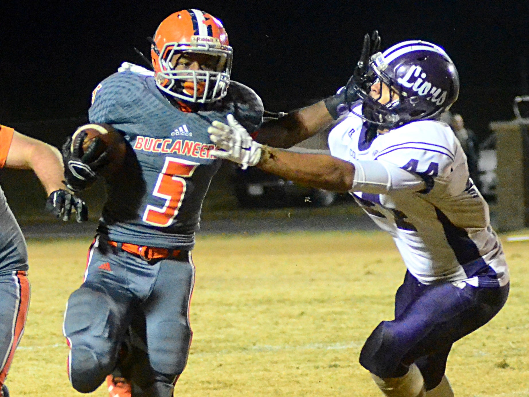 Beech running back Rodrick Napper