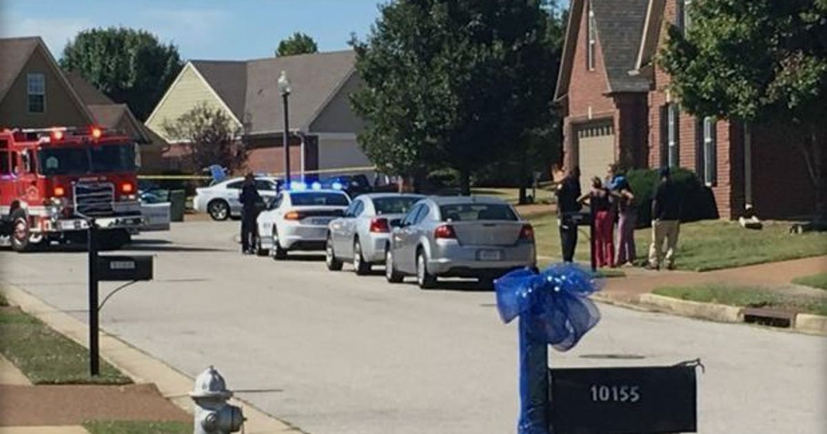Memphis police officer shot and killed