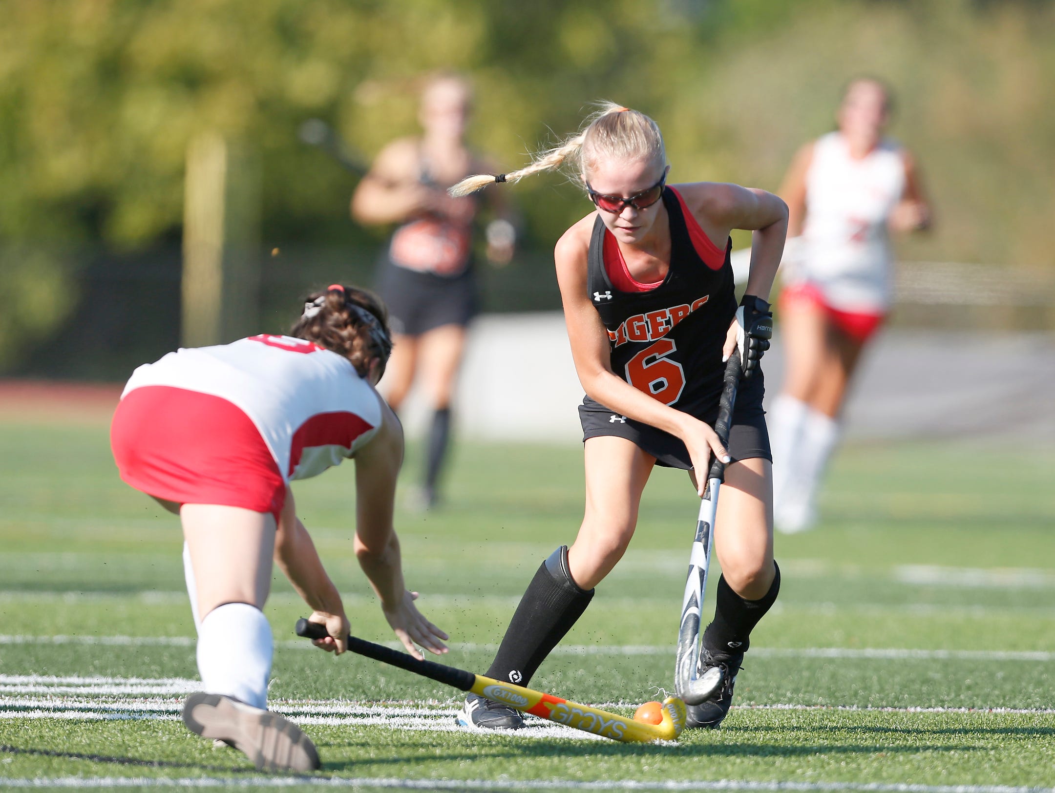 Mamaroneck's Elizabeth Brisette (6) works the ball during field hockey action against Fox Lane at Fox Lane High School in Bedford on Tuesday, September 13, 2016. Mamaroneck won 6-0 with Brisette scoring 4 goals.