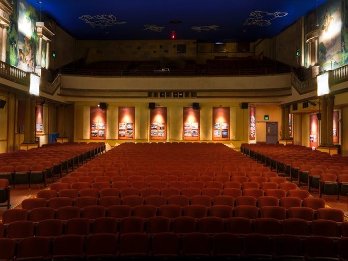 Silver screens Majestic movie palaces across the USA