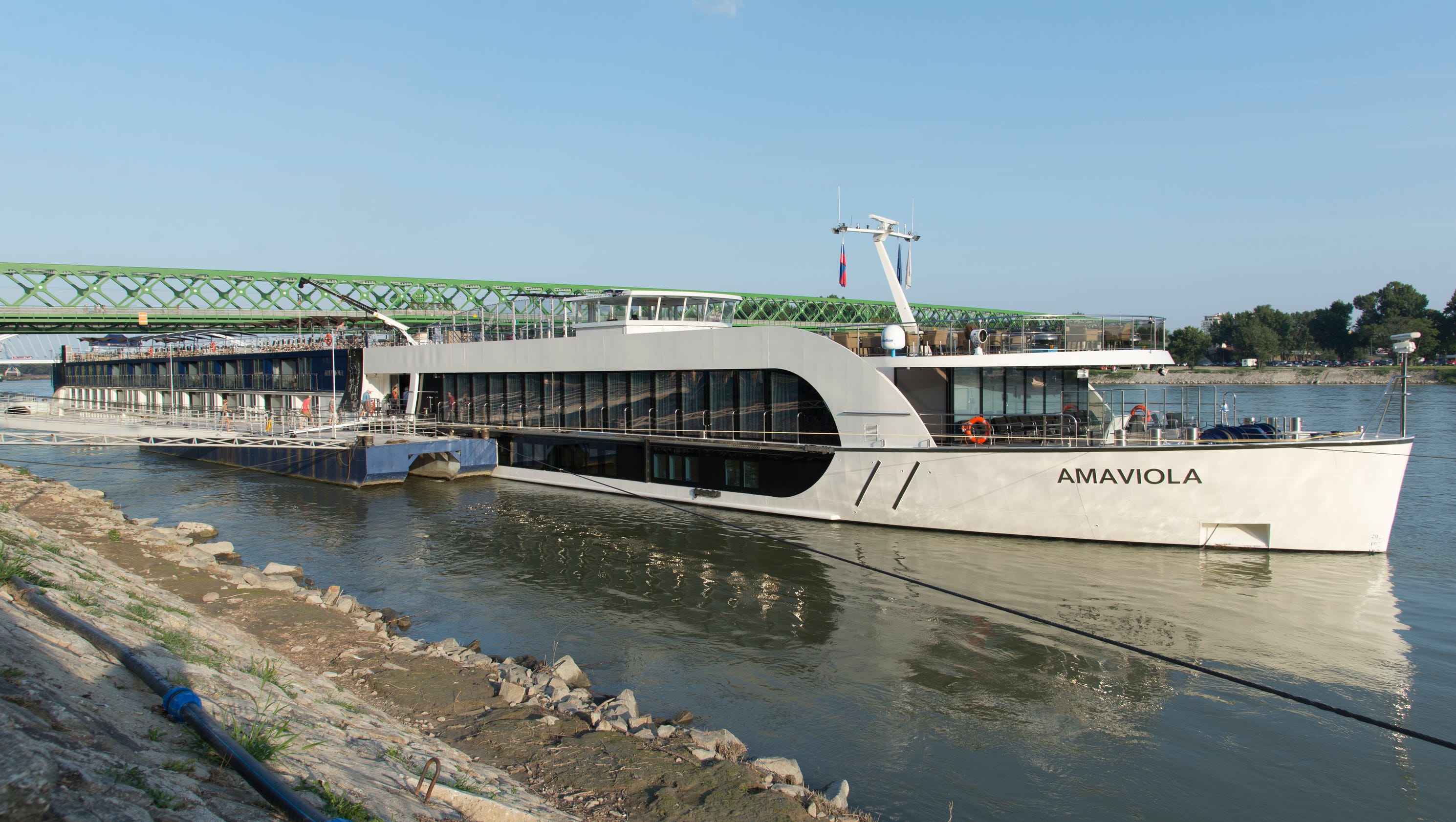 Cruise ship tours AmaWaterways' AmaViola