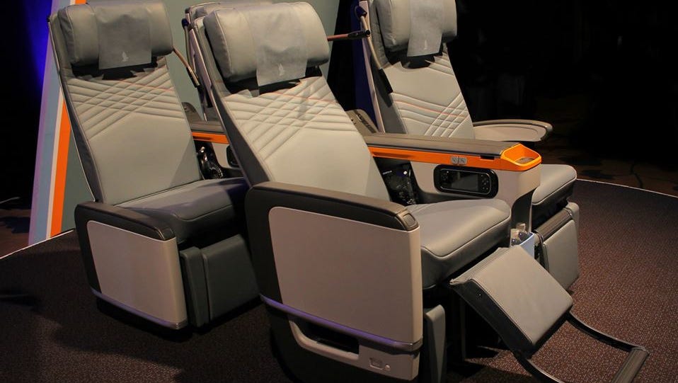 Singapore Airlines unveils new Premium Economy seat