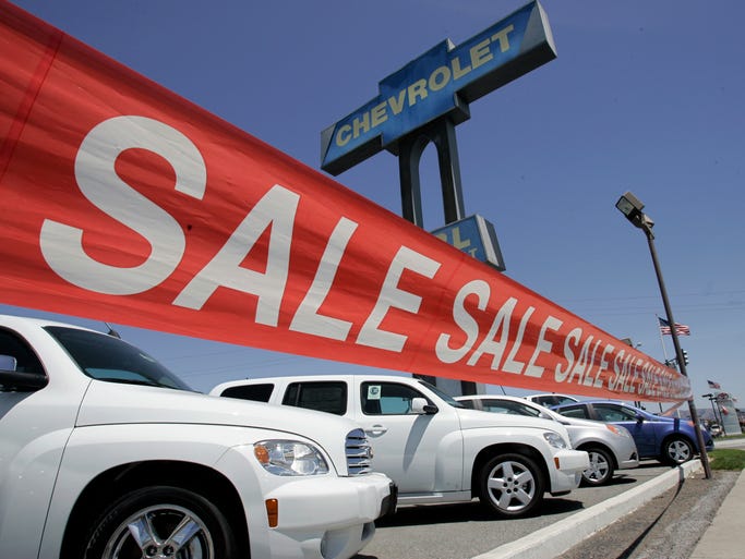Chevrolet HHR's are seen on display at a Chevrolet dealership in San Jose, Calif.