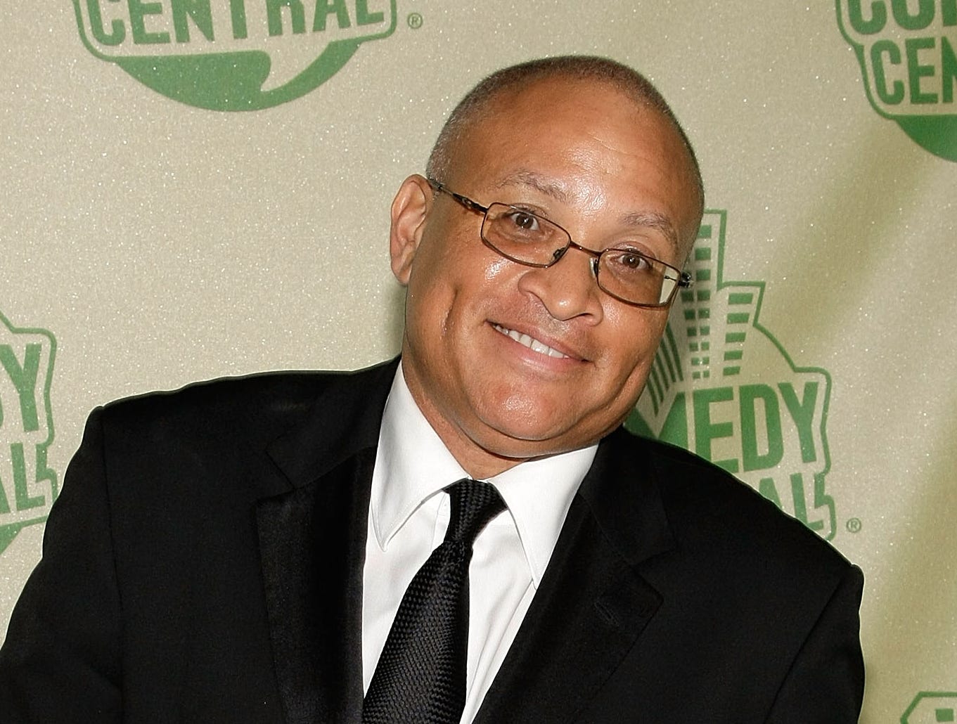 Writer/actor Larry Wilmore will replace Stephen Colbert on Comedy Central on a new weeknight show, 
