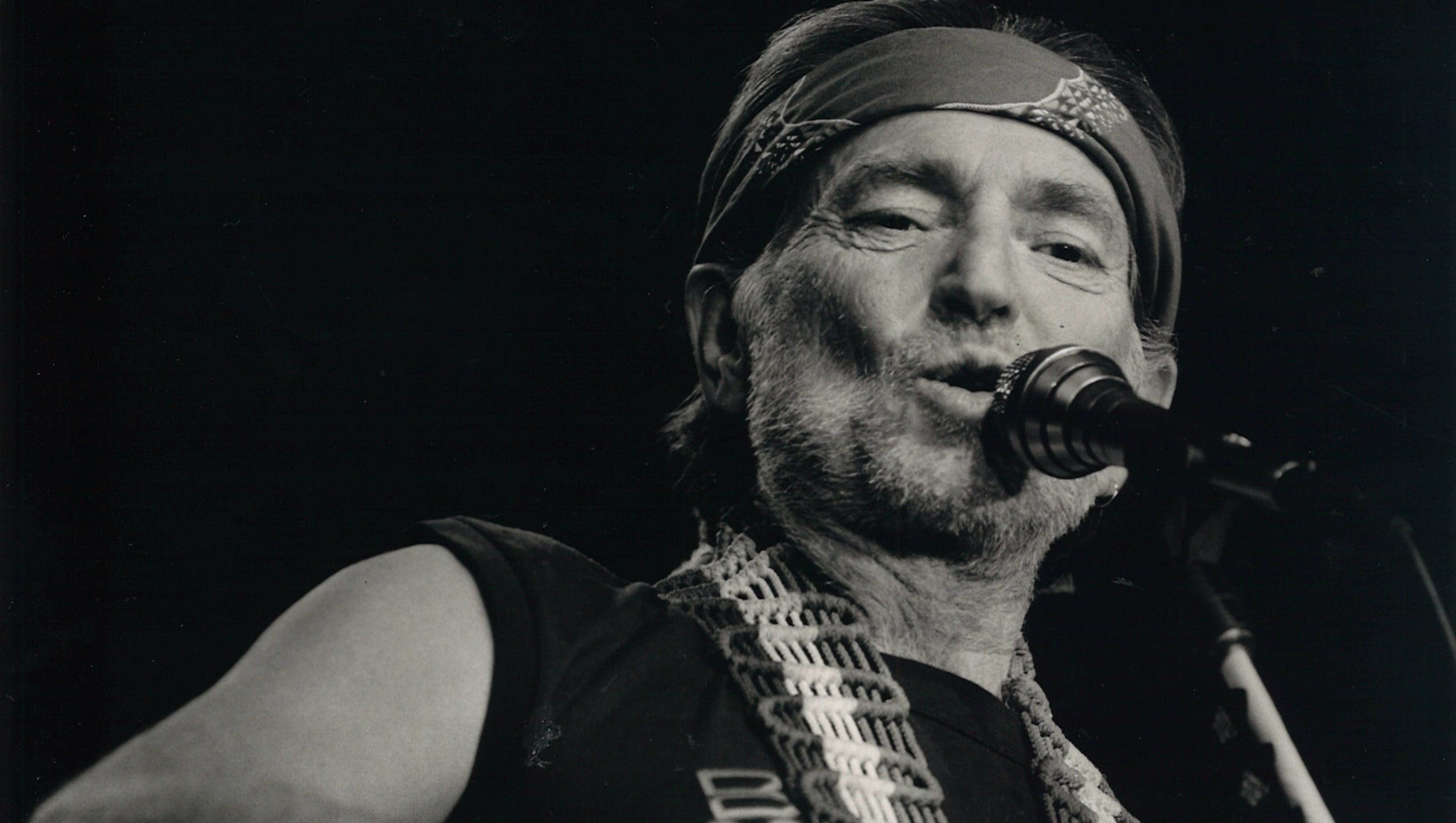 Willie Nelson Outlaw Tour 2025 setlist on Night 1 in Phoenix Rehmat Boutique Willie Nelson Outlaw Tour 2025 setlist on Night 1 in Phoenix Rehmat Boutique