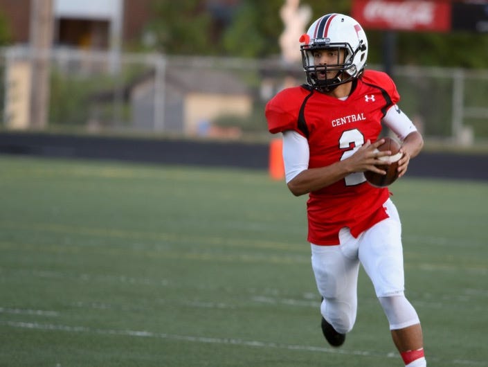 Quintin Batson passed for 2,431 yards and 23 touchdowns as a sophomore at Central High School.