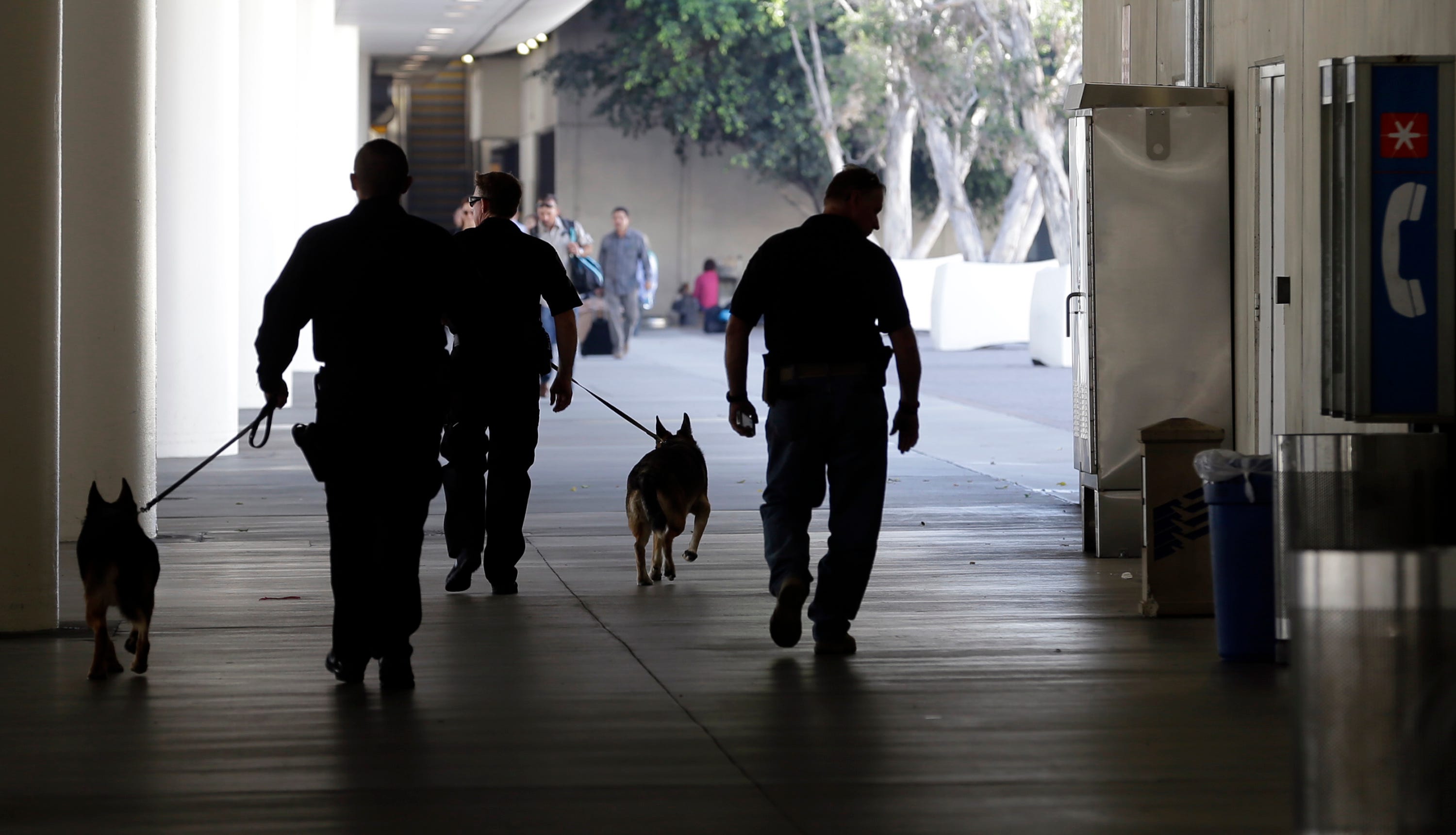 FBI: LAX shooting suspect Paul Ciancia '