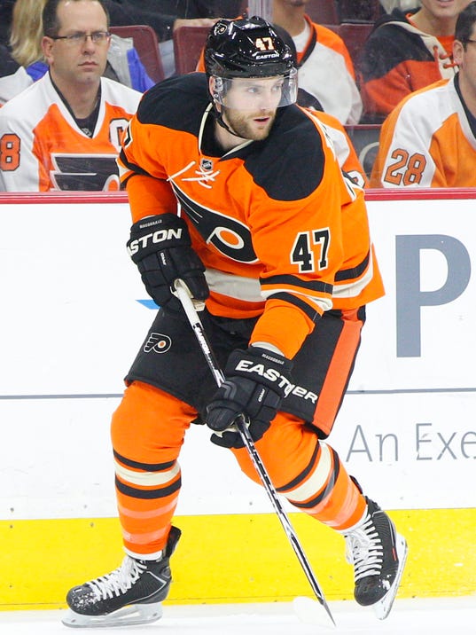 Flyers' Jakub Voracek, Claude Giroux have shot at feat done twice in NHL's  1st 96 seasons 