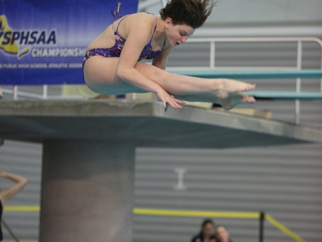 Pelham's Jennifer Bell placed ninth in diving at the state Federeation Girls Swimming Championships at Ithaca College in Ithaca.