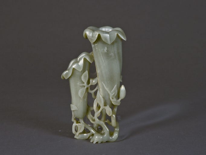 Celadon jade magnolia vase, Qing dynasty