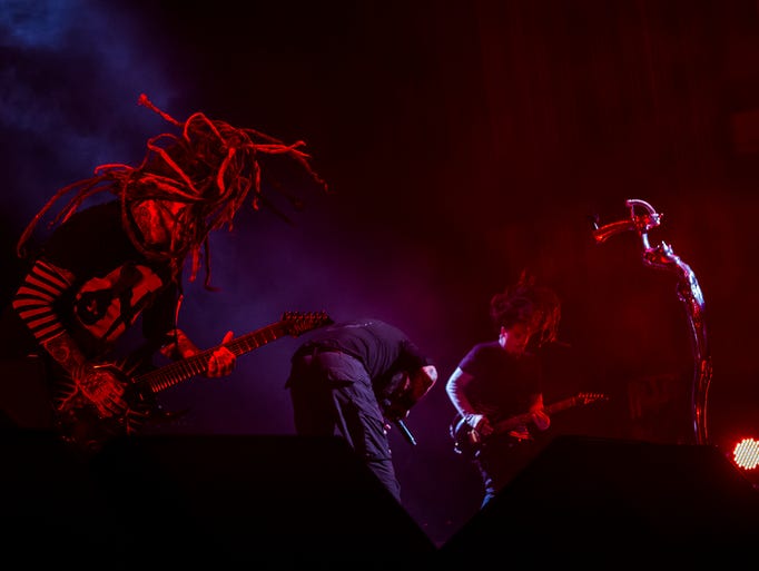Korn performs at Ak-Chin pavilion on Saturday, July