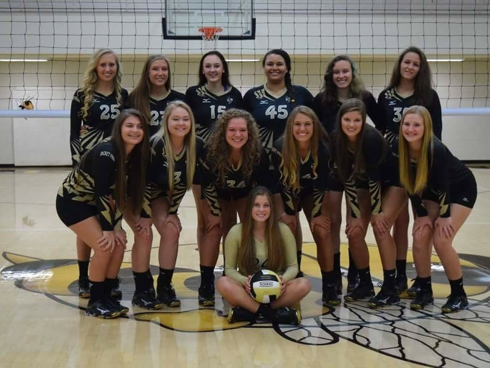 The Hayesville volleyball team.