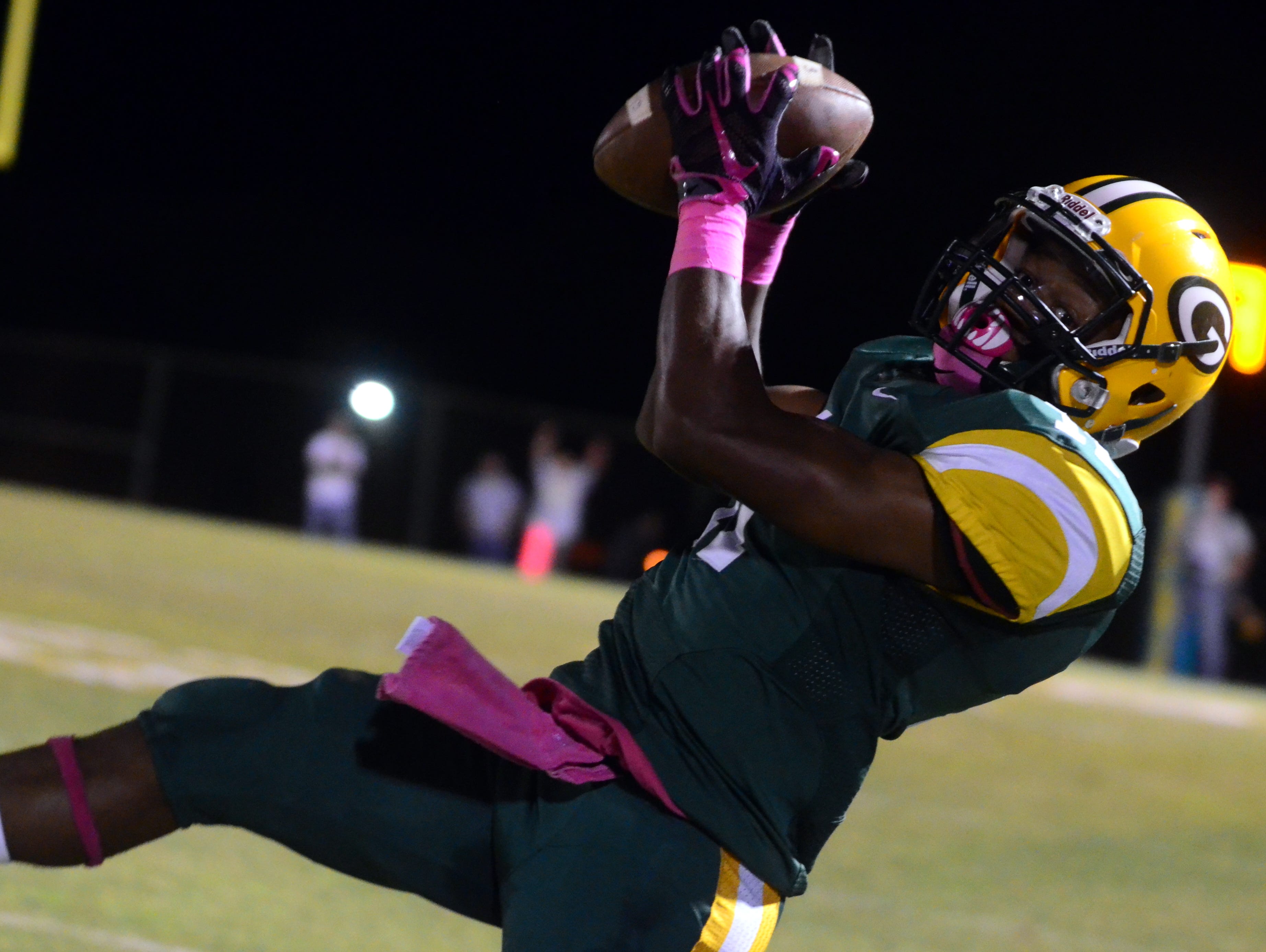 Gallatin senior Dezmond Chambers and his Green Wave teammates visit Hillsboro Friday evening, and a victory would give them a shot at the Region 6-5A championship next week.