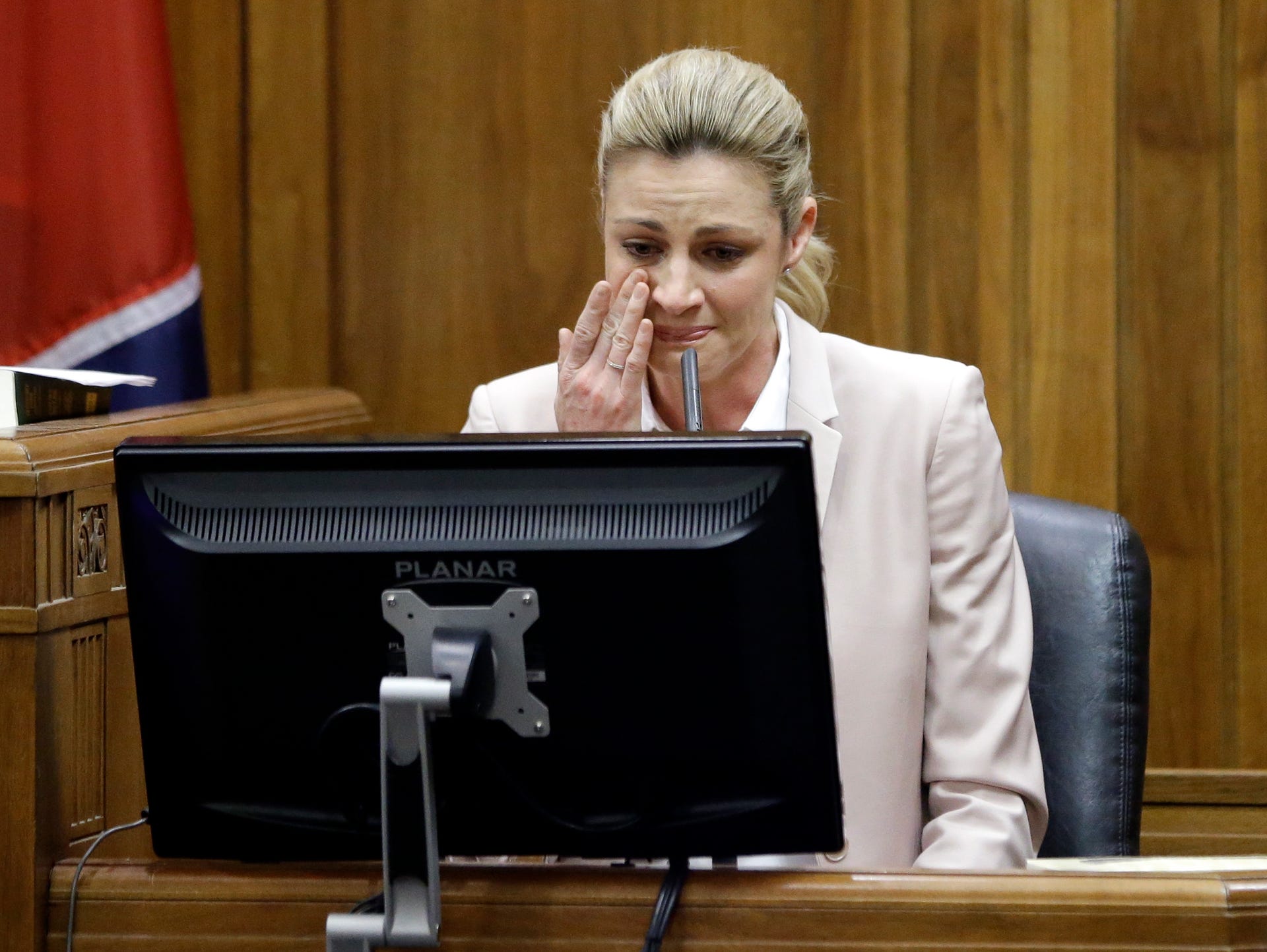 Erin Andrews gana demanda por escándalo de espionaje - 635924300185217923-Sportscaster-Lawsuit-Barc-6-