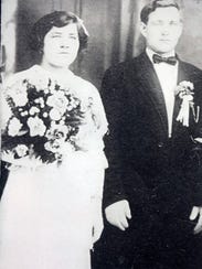 Couple to wed with family ring, exactly 100 years later