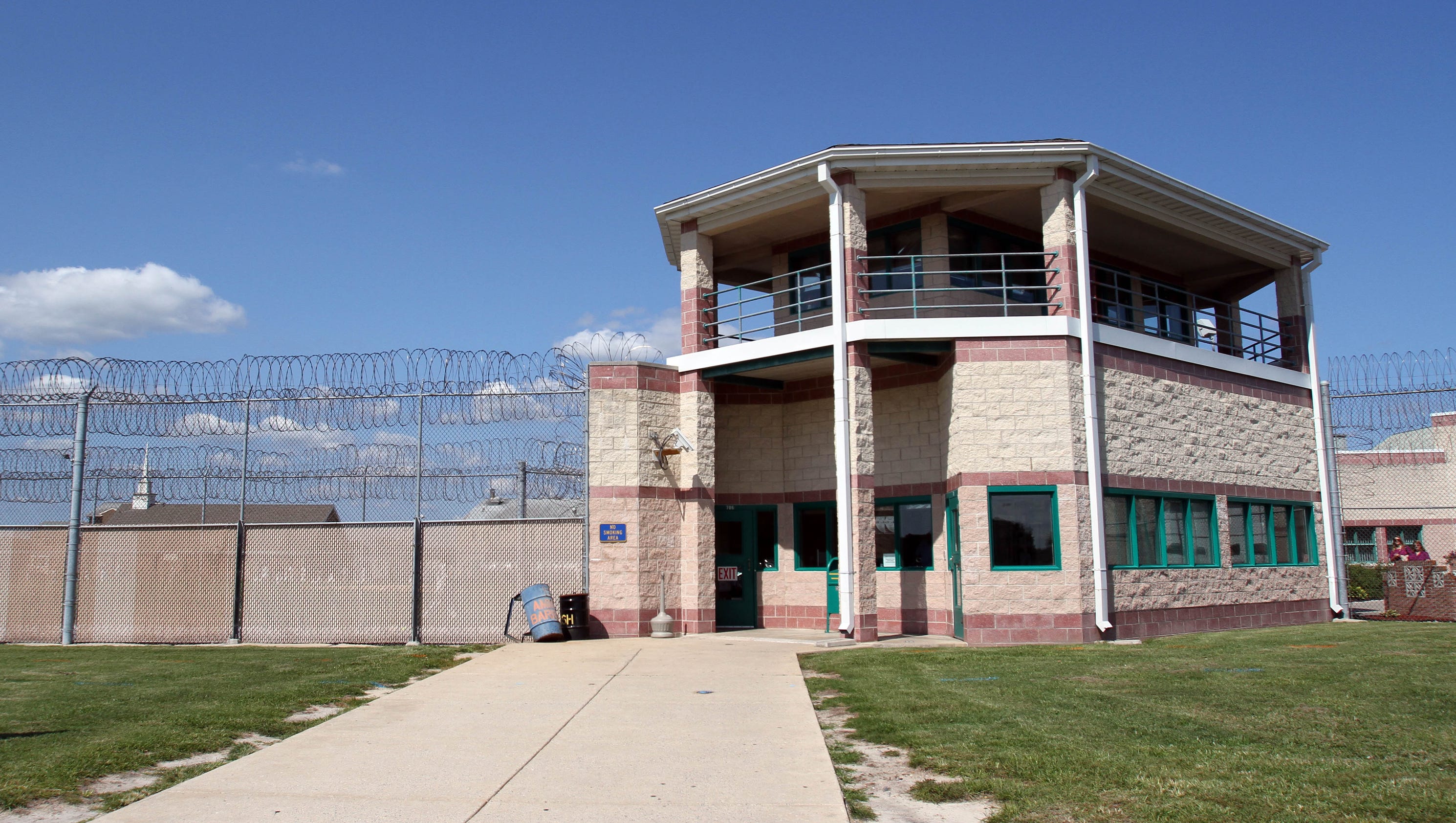 Lewisville Jail Inmates: The Road To Redemption - k4szi06