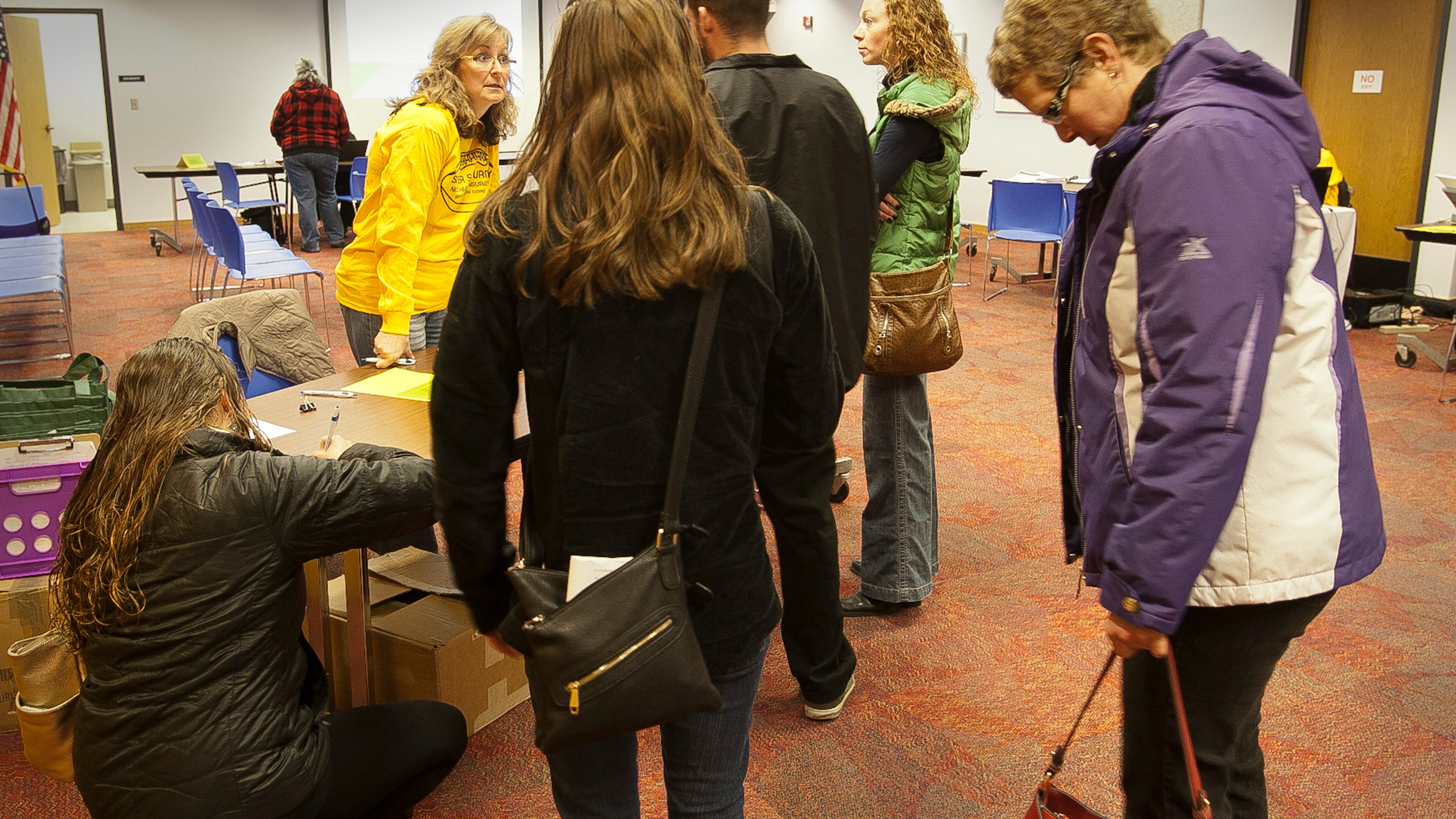 Sheboygan County residents get help to meet health insurance deadline - The Sheboygan Press