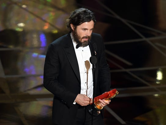 Actor Casey Affleck accepts best actor for 'Manchester