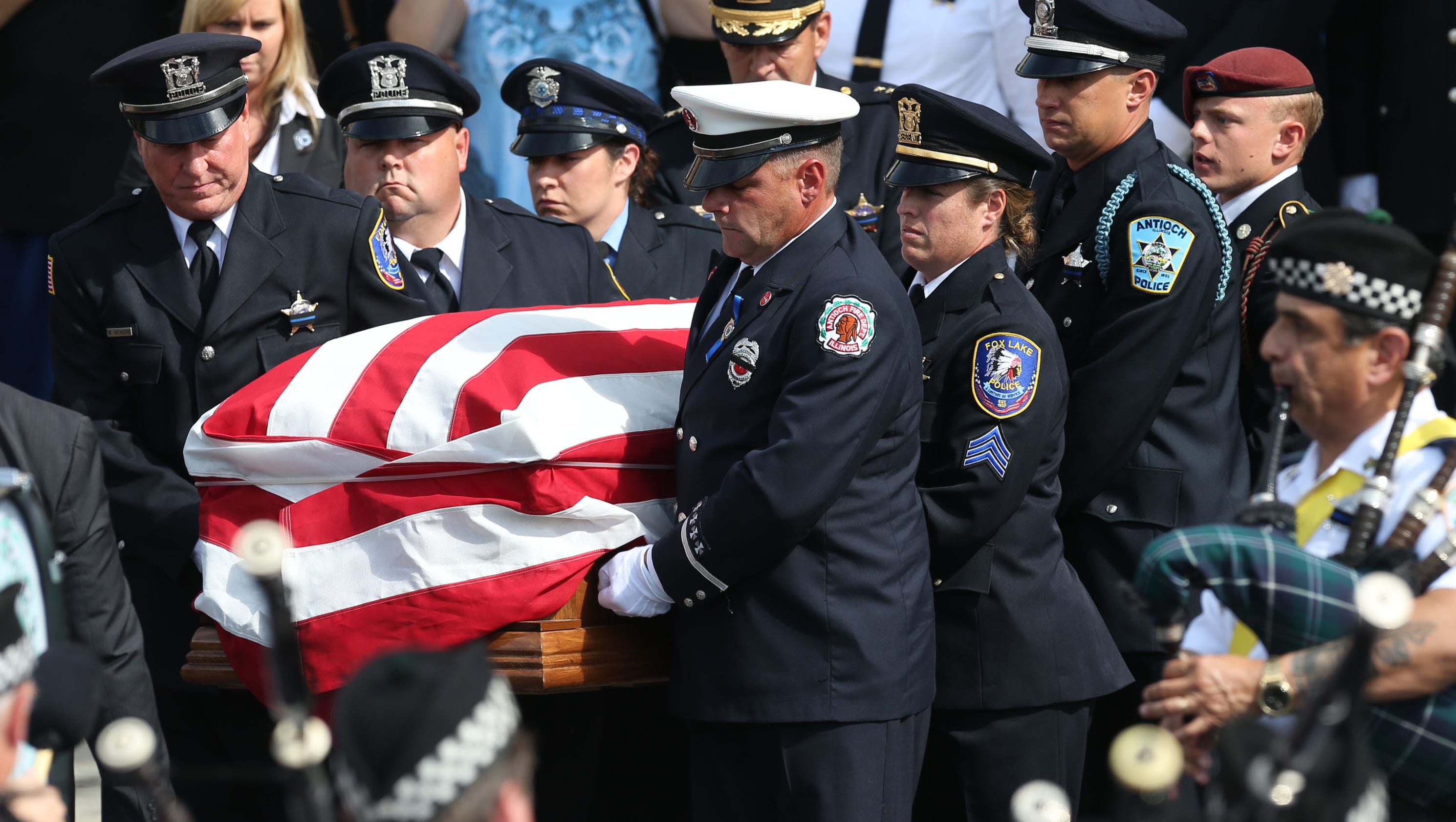 Funeral for slain police officer Lt. Charles Joseph Gliniewicz3200 x 1680