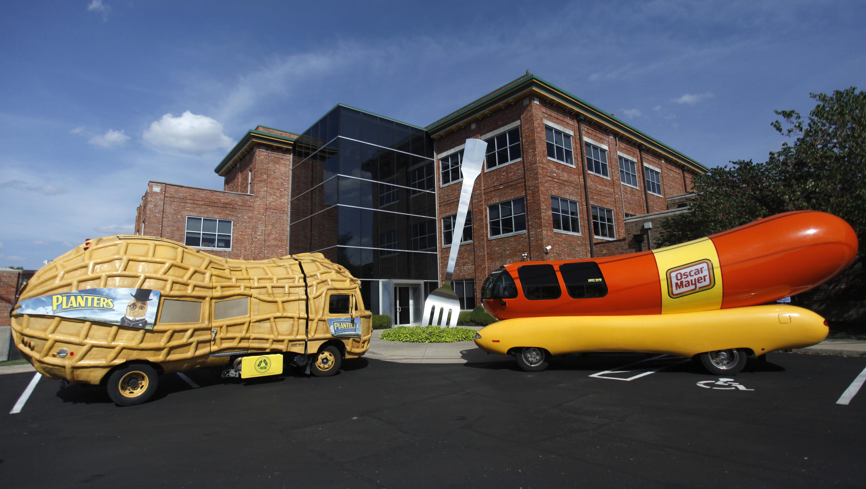 Oscar Mayer Wienermobile to make multiple appearances in Springfield