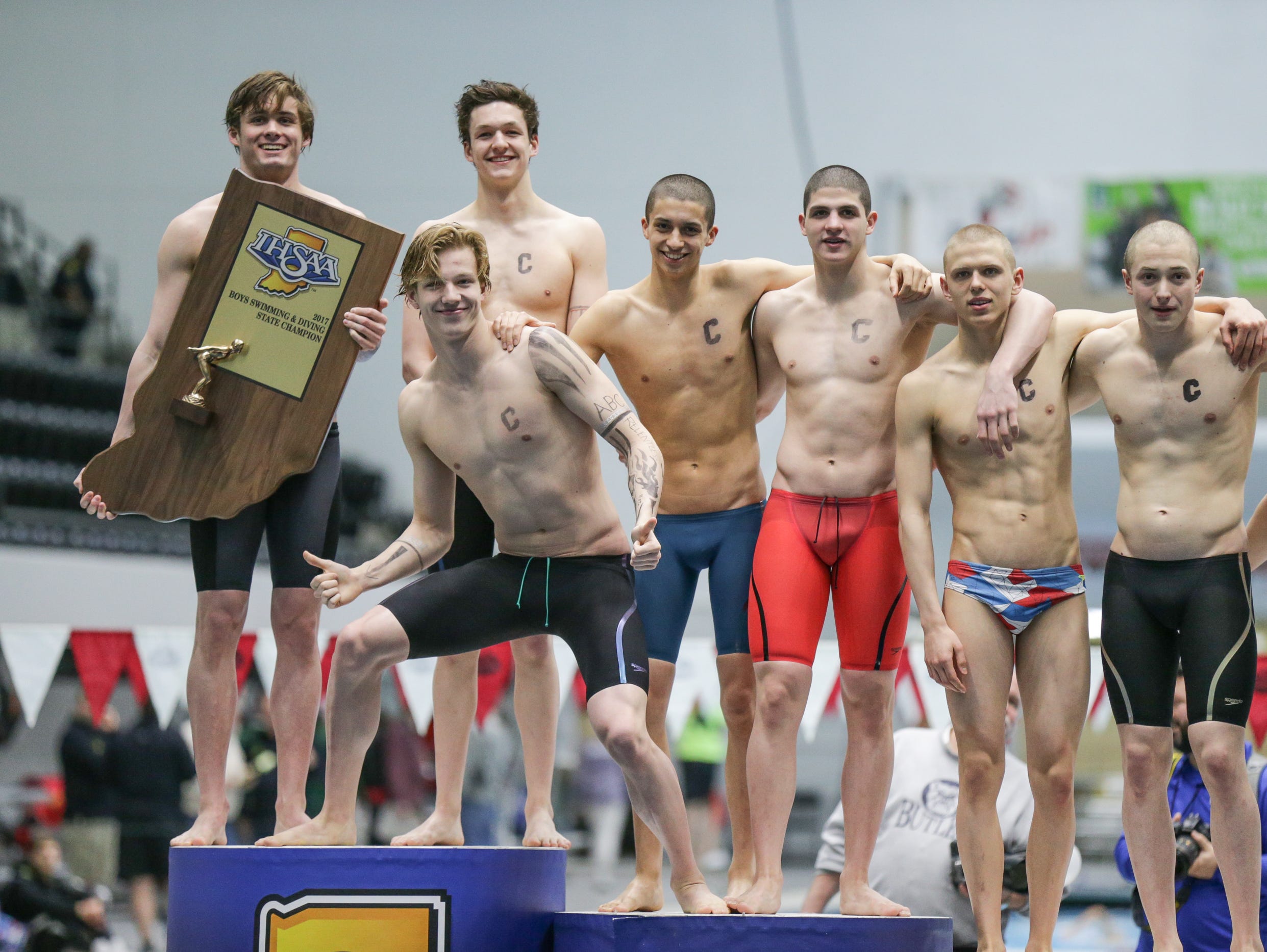 mens swim team