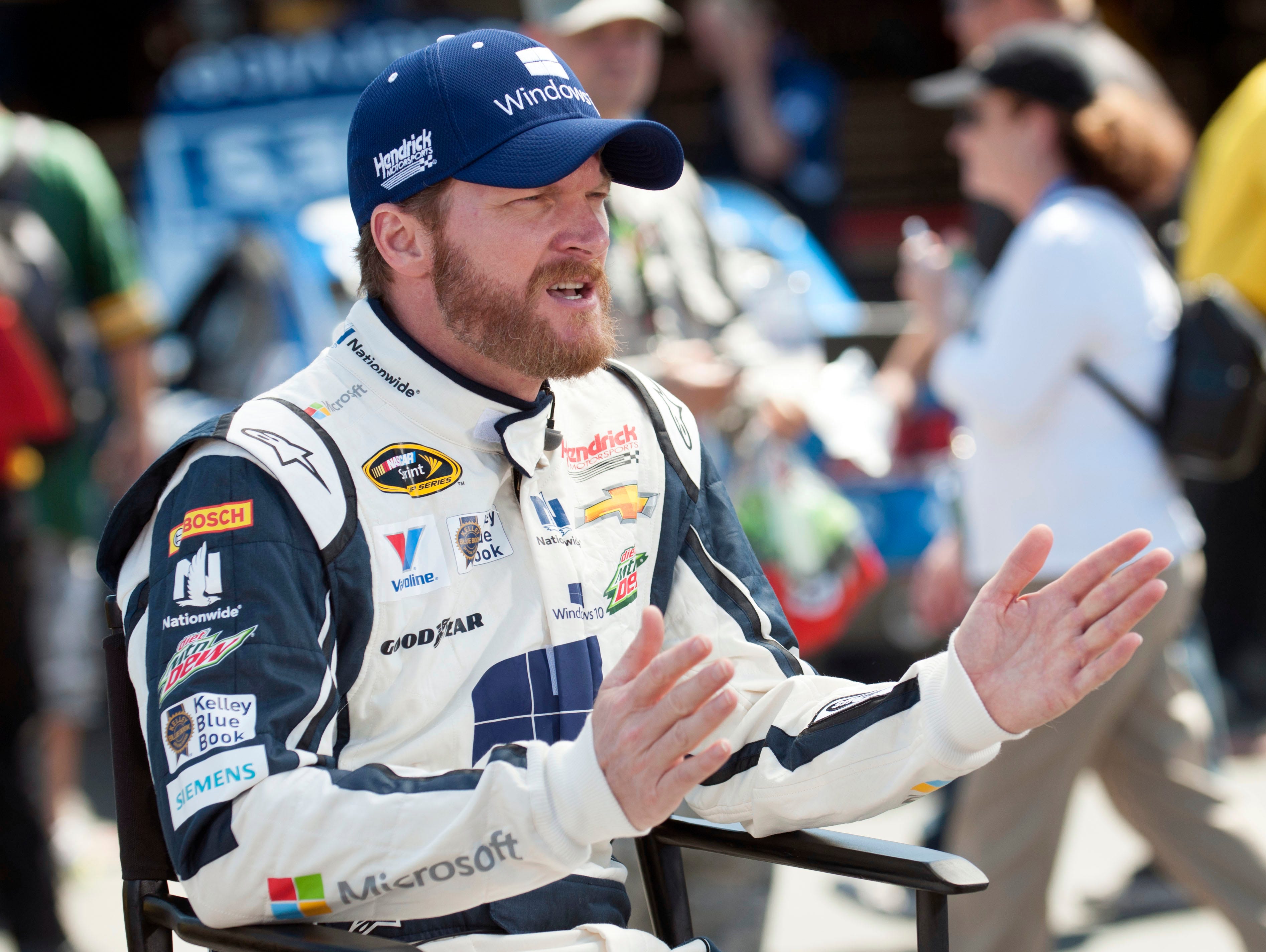 Dale Earnhardt Jr. agreed with NASCAR that the Confederate flag should be removed from the grounds of the South Carolina state capitol.