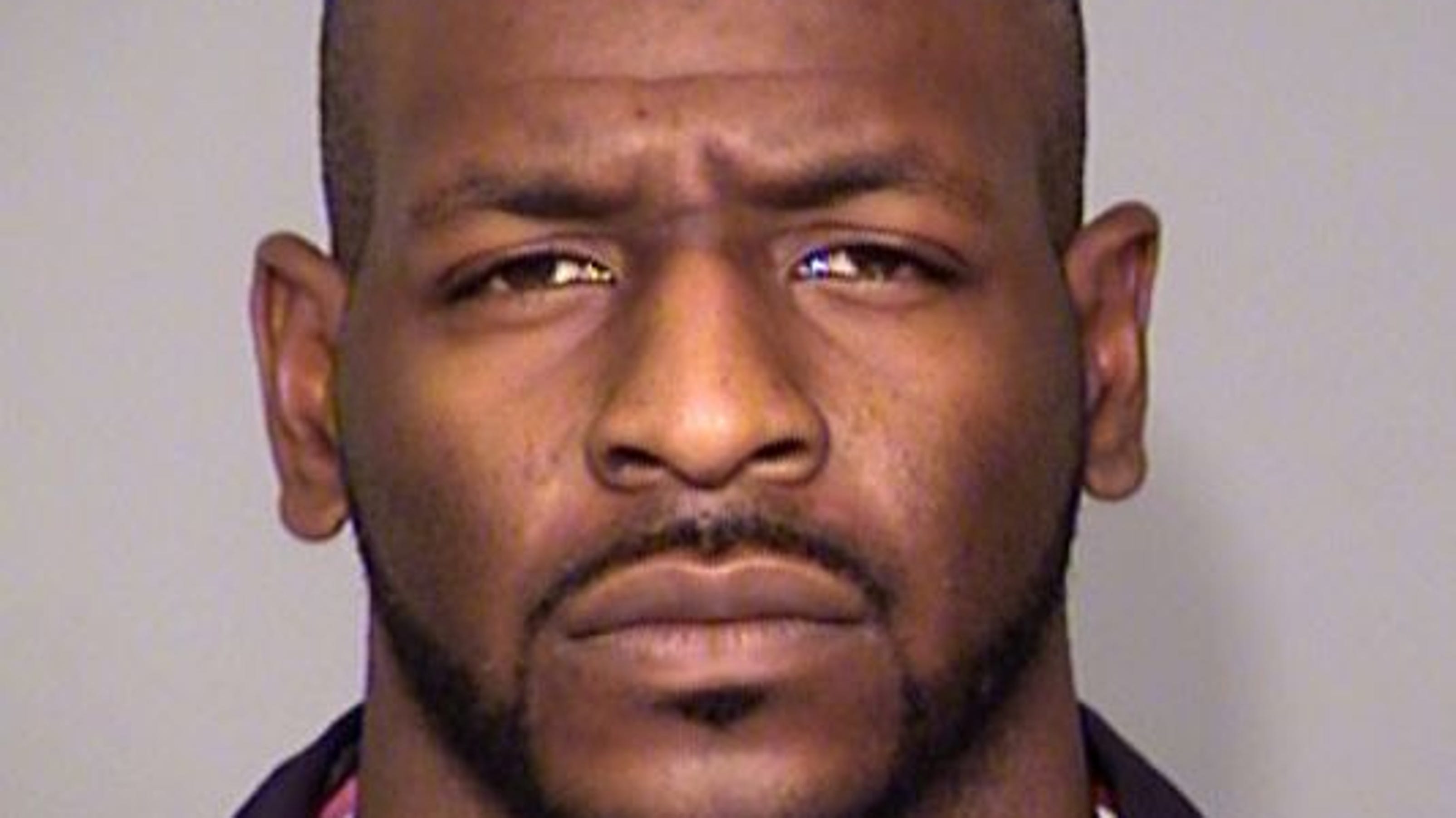 Man killed in gunbattle was wanted by police - Indianapolis Star