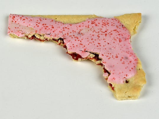 635673165692630378-051515pop-tart-gun