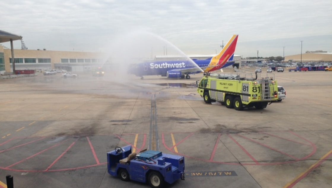 Houston Hobby gets first international flights since 1960s