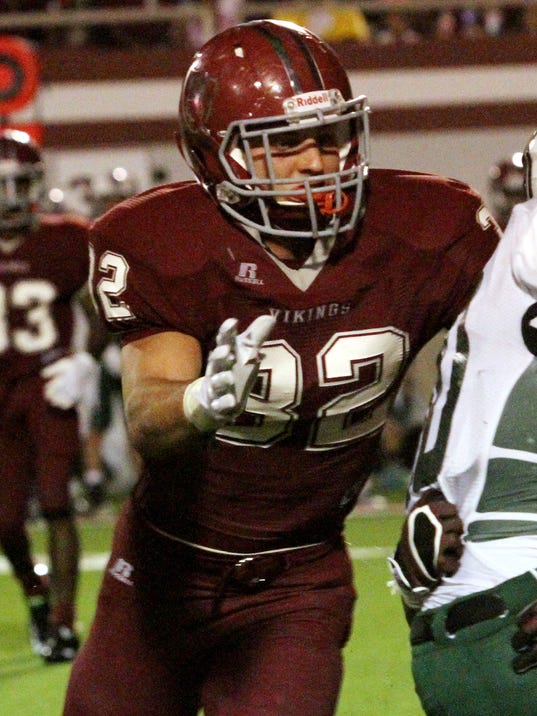 Football player accused of murder files counterclaim