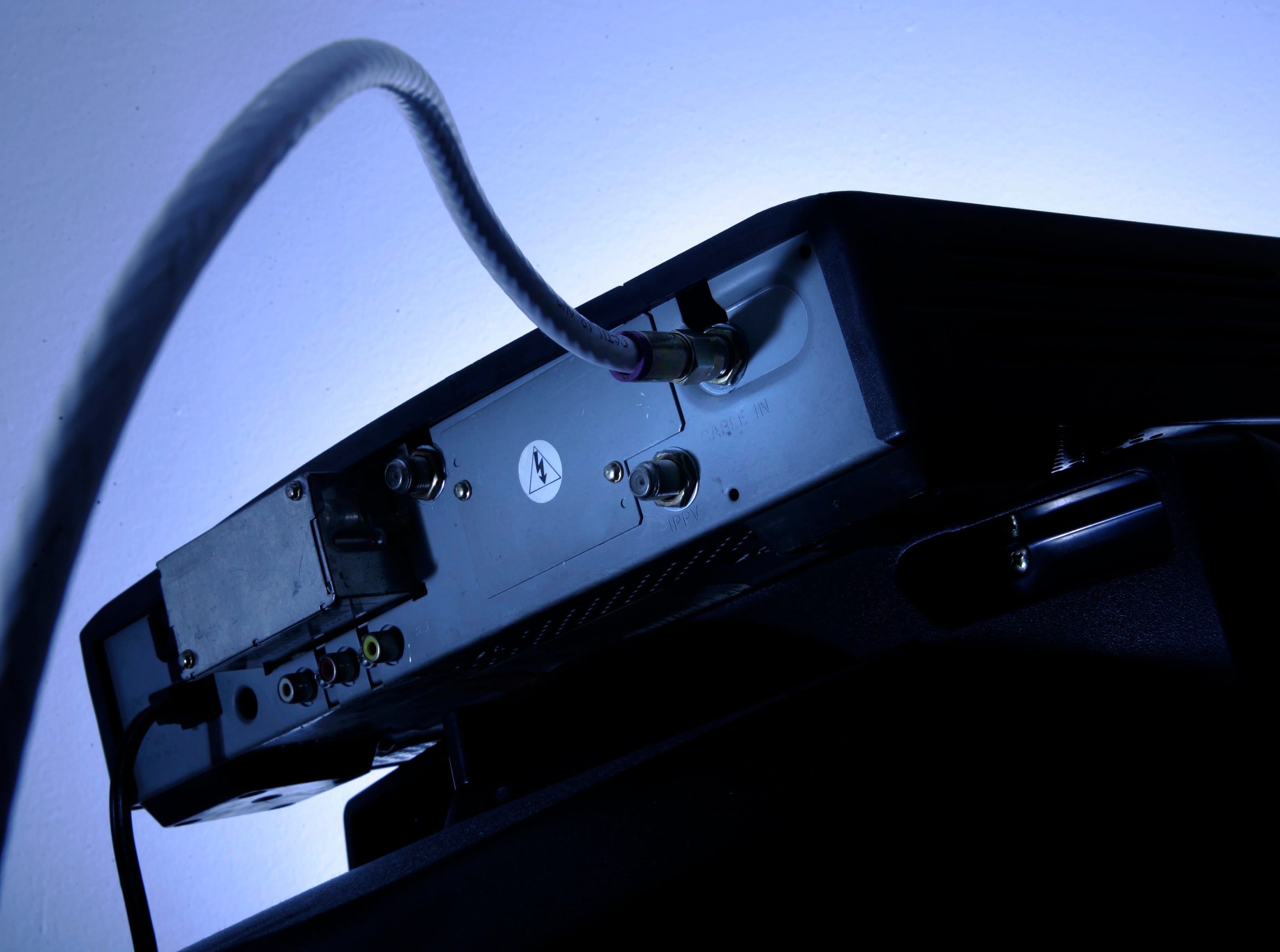 While a weak economy invariably makes people pinch pennies, this is the first time that viewing shows online has become a viable competitor to pay TV, making cutting the cord easier.