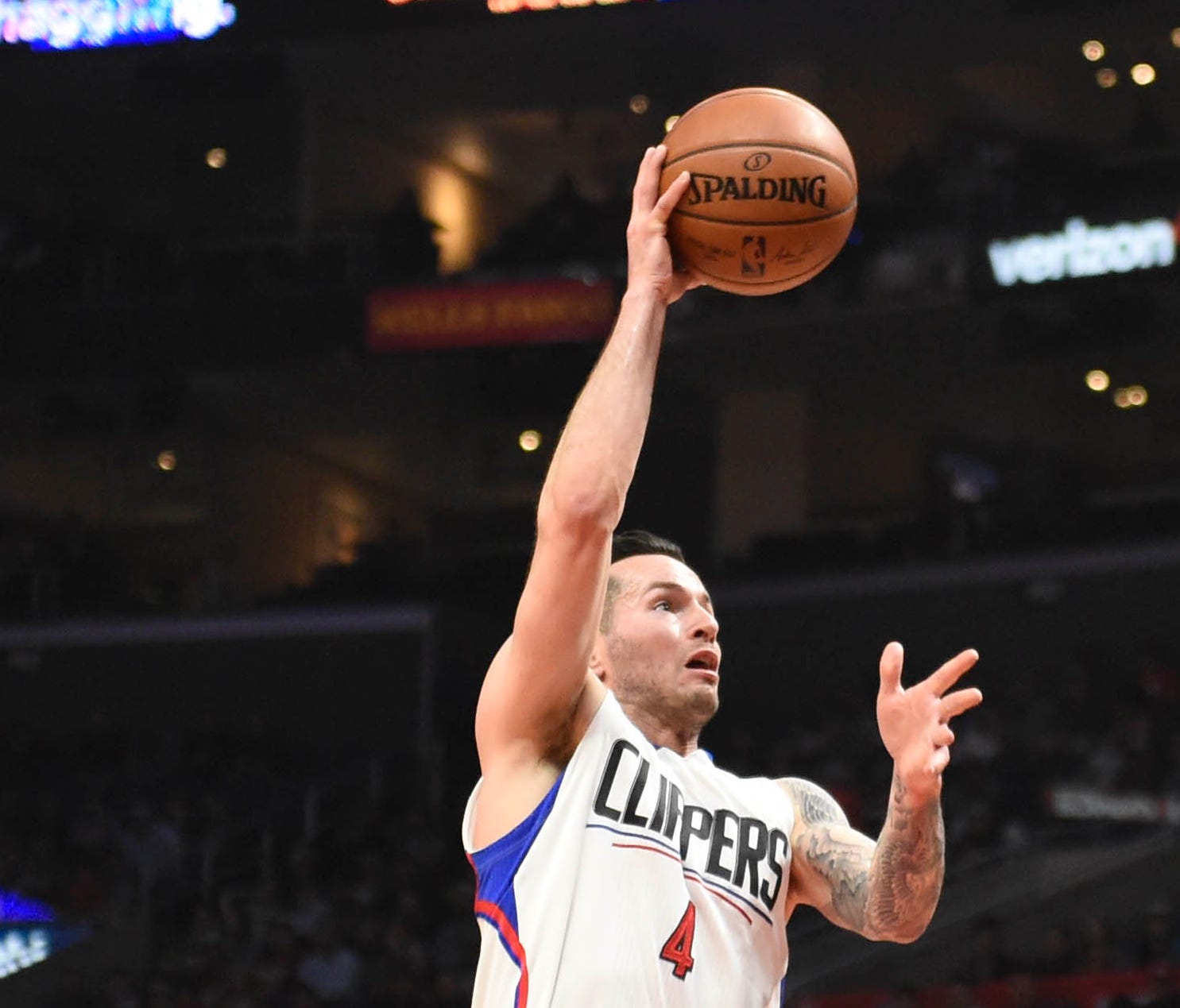 Clippers Throttle Celtics Clinch Playoff Berth Wusa9 Com