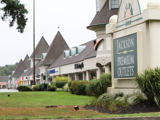 jackson premium outlets adidas