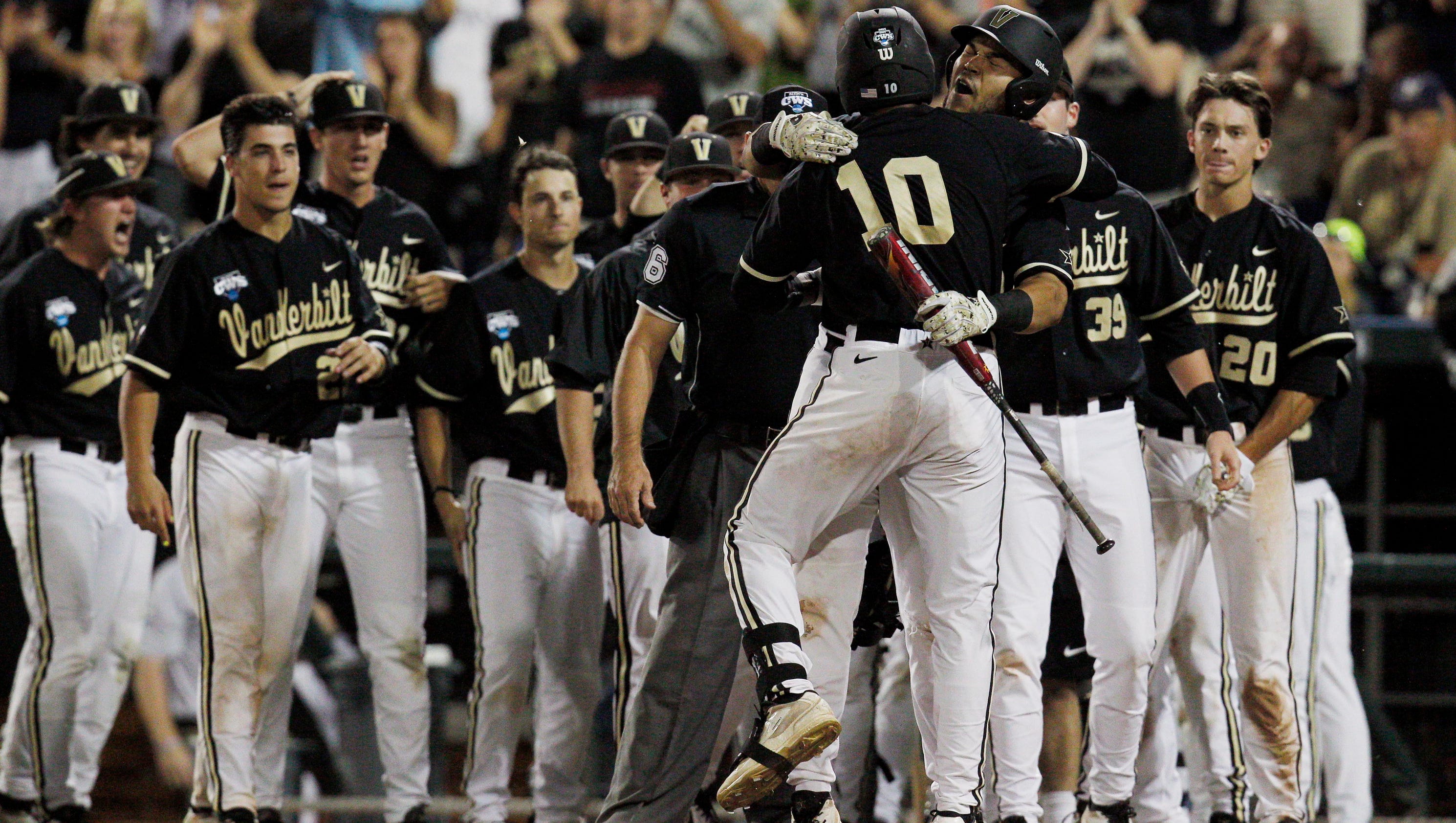 No. 1 Vanderbilt baseball embraces challenges of repeat