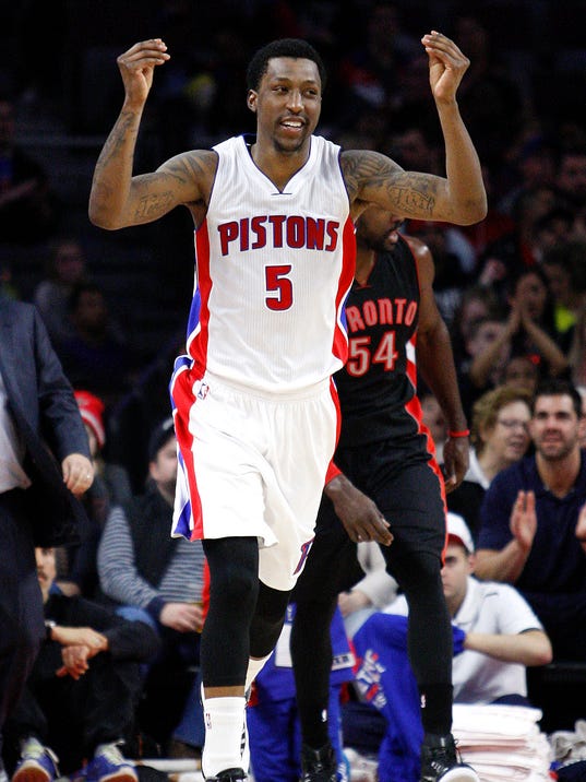 Pistons win 3rd straight vs. playoff-bound Raptors, 108-104 635628327617609390-SMG-20150324-ads-ai5-12-1-