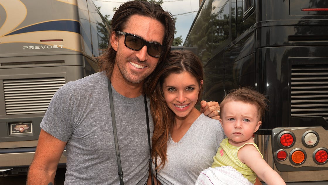 Jake Owen Is Splitting From Wife Lacey