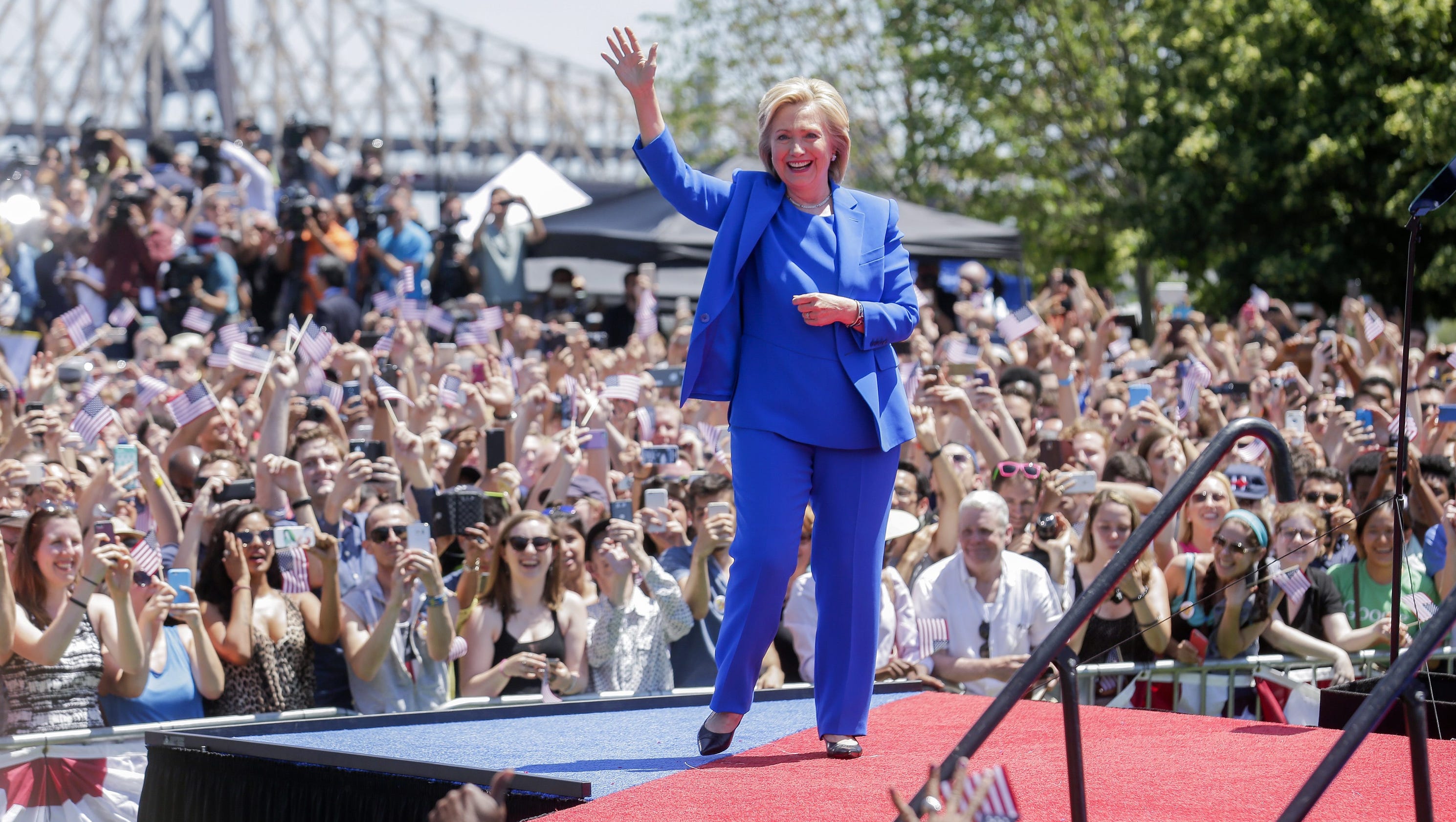 Hillary Clinton launches campaign with memories of mom, FDR
