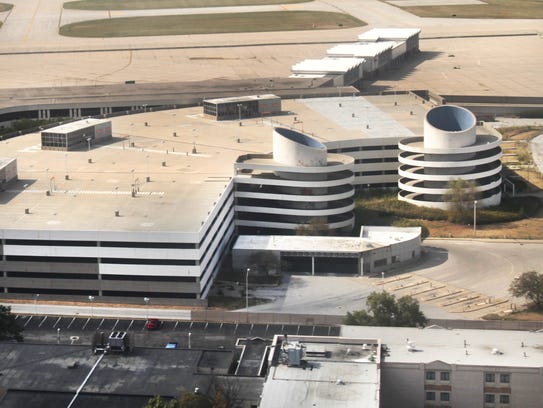 The old Indianapolis International Airport terminal