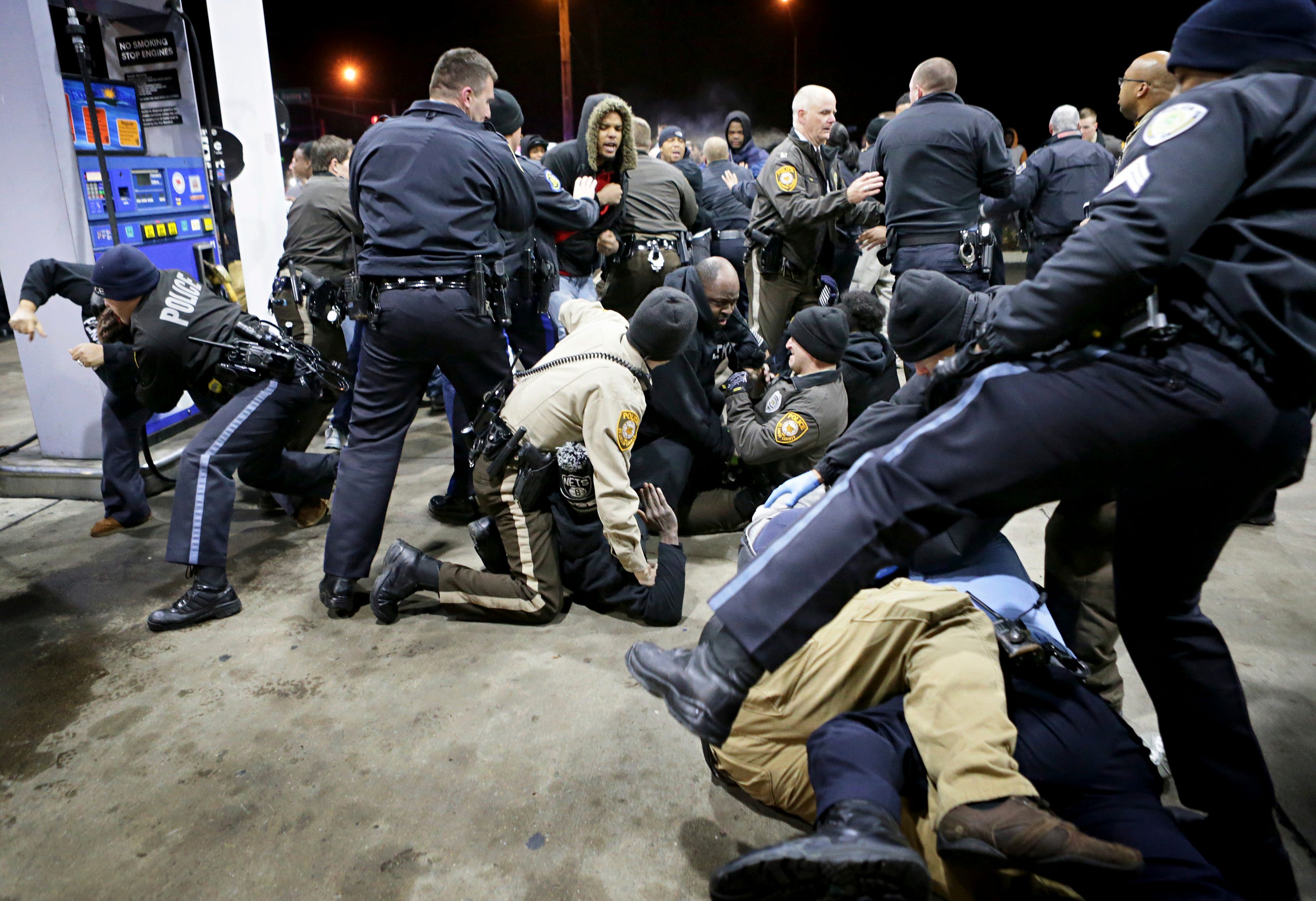 635550148133580337-AP-APTOPIX-Killings-By-Police-Berkeley.jpg