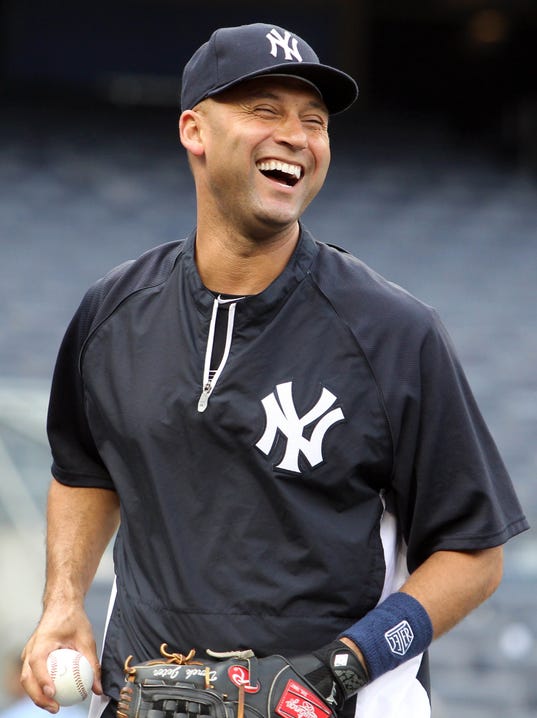 Derek Jeter returns to Yankees' lineup