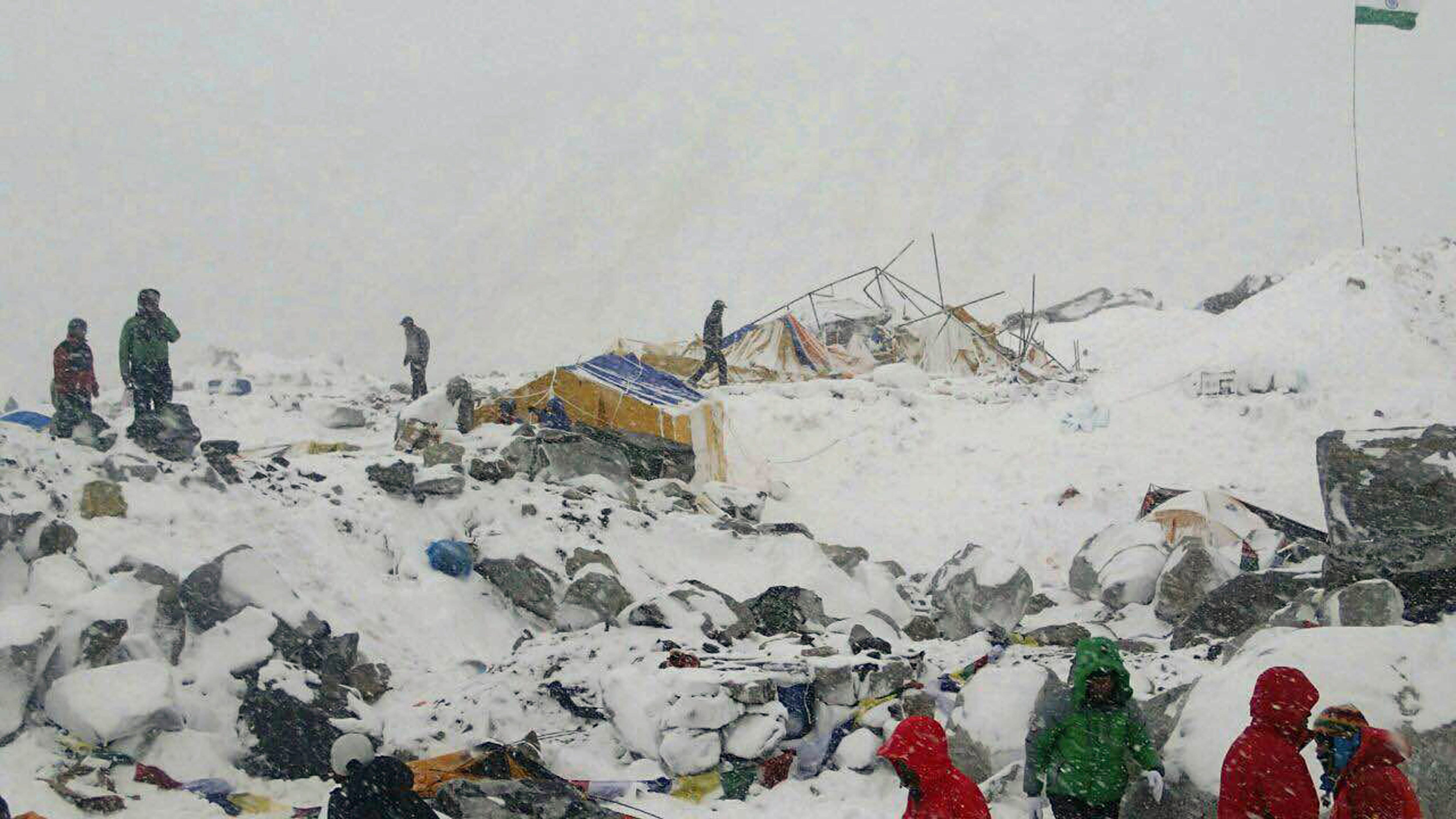 Mount Everest avalanche survivor: I had to survive