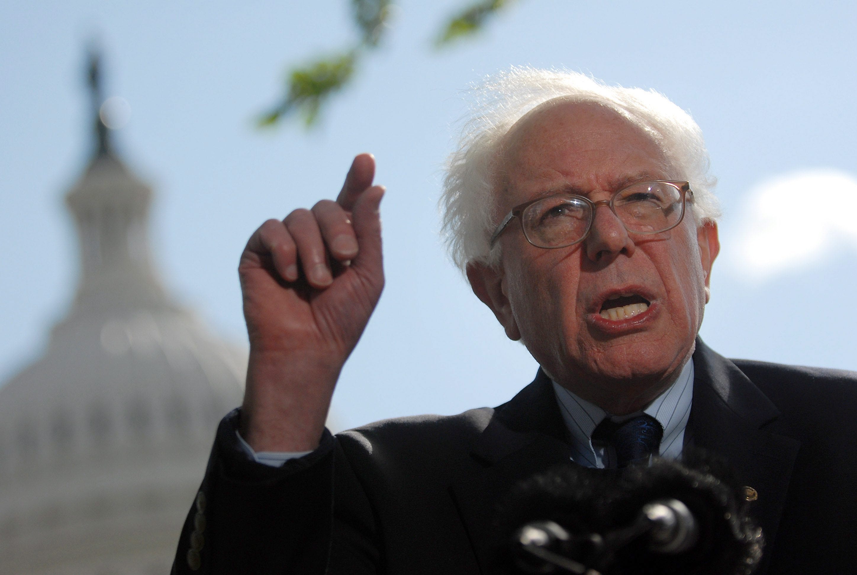 Sanders says his campaign will focus on struggling middle class