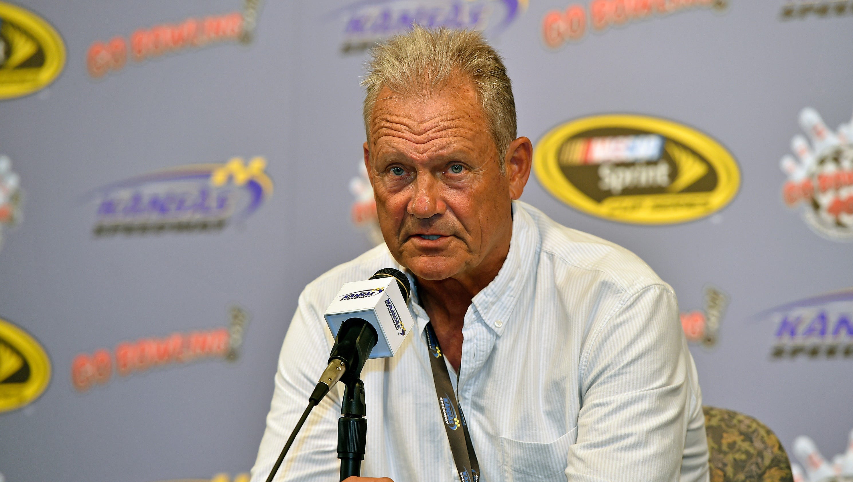 George Brett muses on MLB ejections, Royals and NASCAR driving